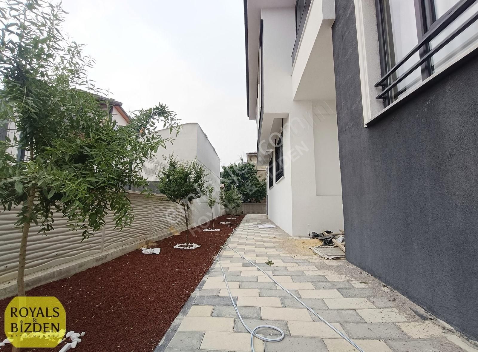 Karaaslan Da 900 M2 Arsa İçinde 3+1 4 Daire Komple Satılık Bina. - Görsel 4