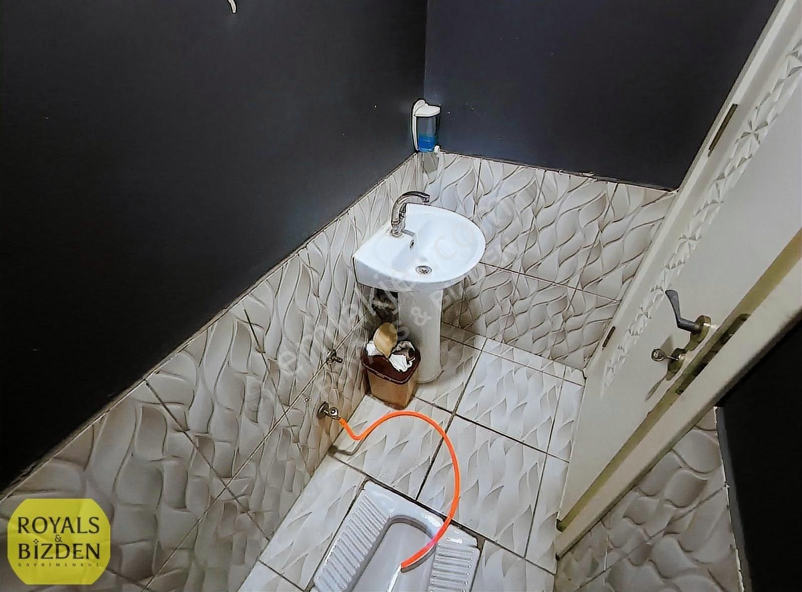 Sarıyakup Mah. Mengene Cad. Yakını '350 M2 Cadde Cepheli Dükkan' - Görsel 6