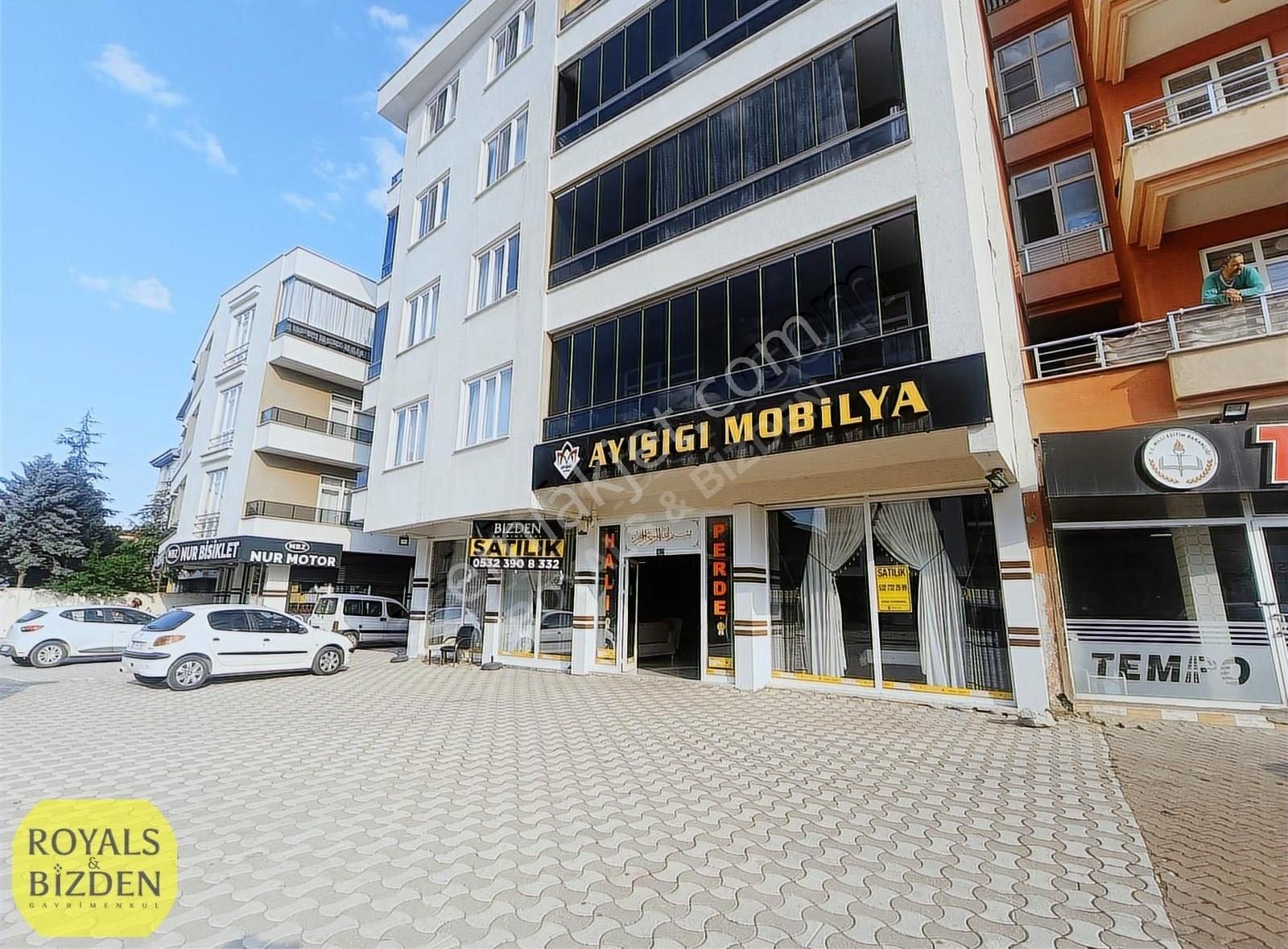 Sarıyakup Mah. Mengene Cad. Yakını '350 M2 Cadde Cepheli Dükkan'