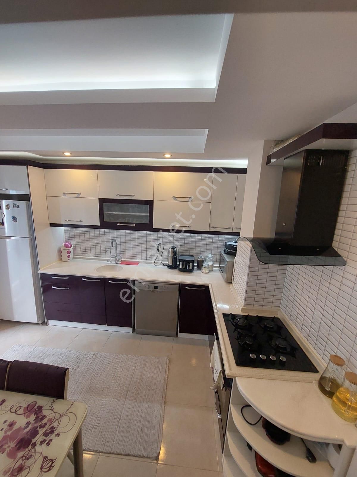 Merkezi Konumda Katta Asansörlü Ayrı Mutfak Fırsat 2+1 - Görsel 5