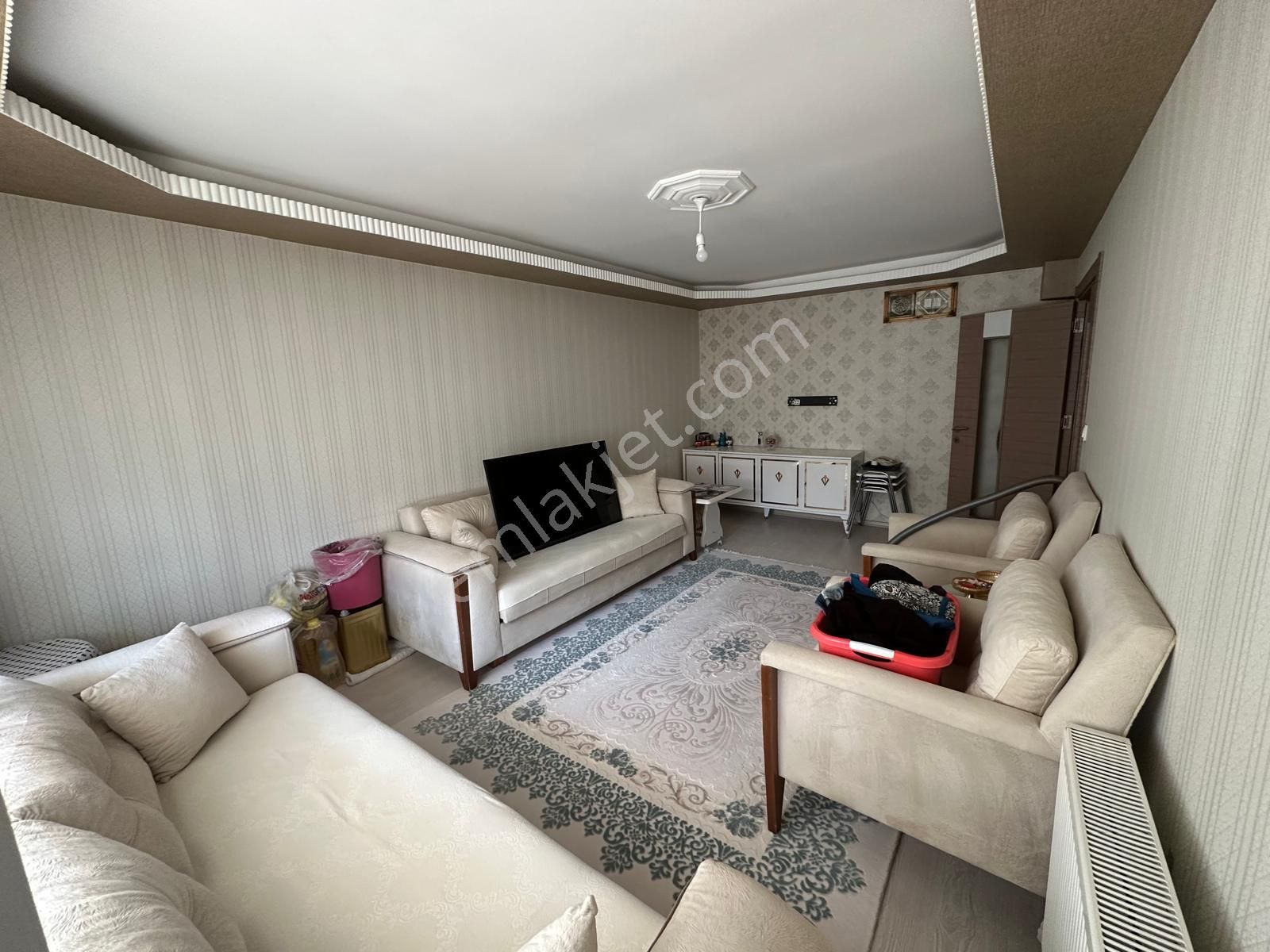 Keçiören Etlik Yükeltepe Mh.asansörlü 2.kat 110 M2 3+1 3 Yıllık Bina