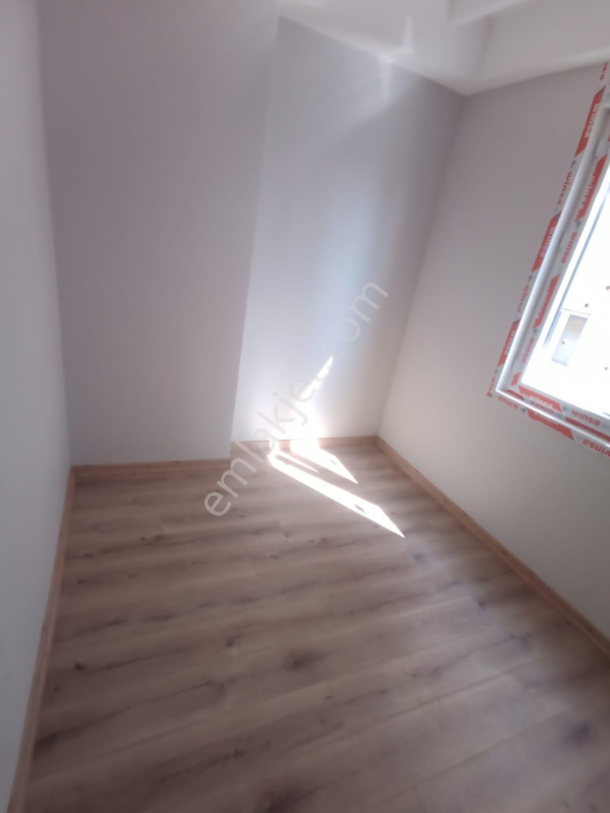 Kartal Çavuşoğlu 2+1 Kombi Asansör Salon+açık Mutfak - Görsel 23