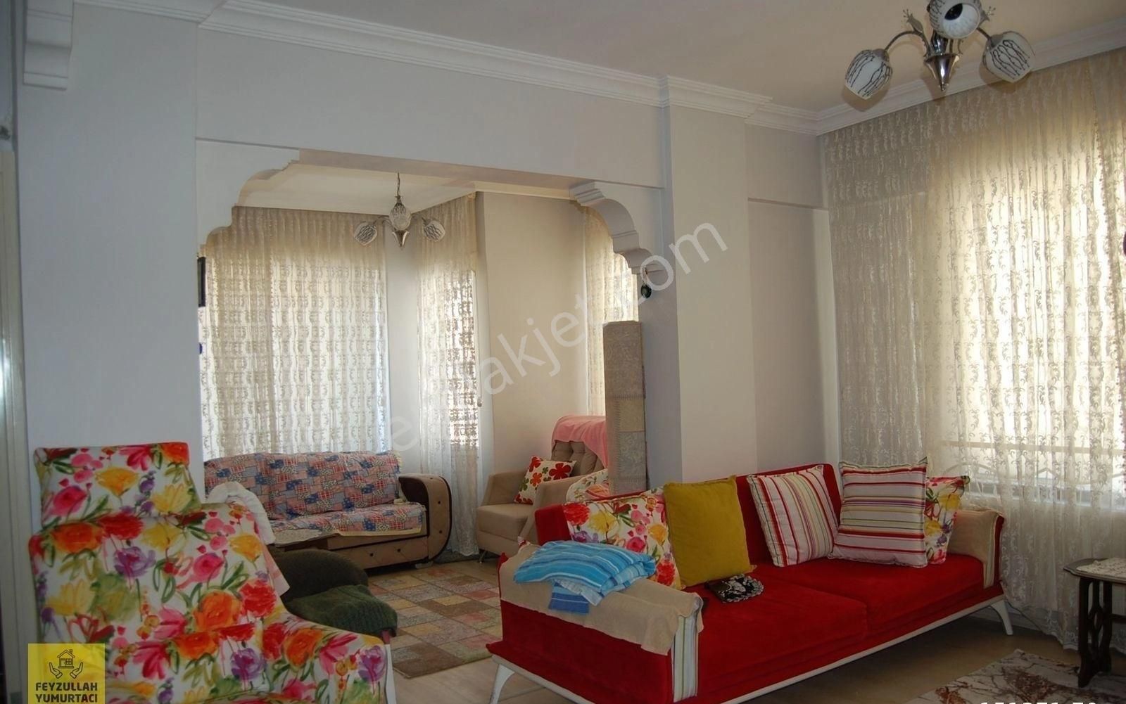Feyzullah'tan, Çarşı Merkezde 1+1, 65 M2 , Satılık Daire