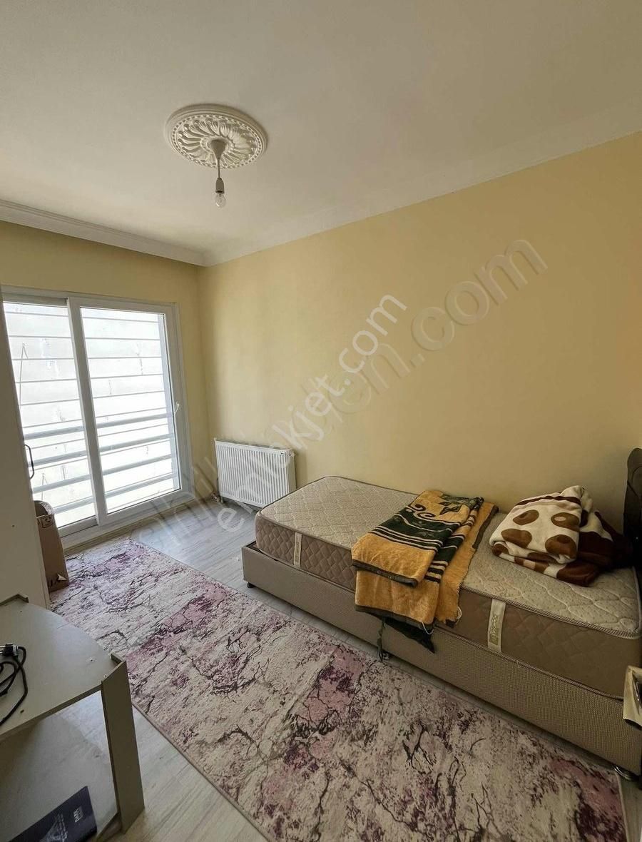 İsabeylide Full Eşyalı Kiralık 1+1 Daire