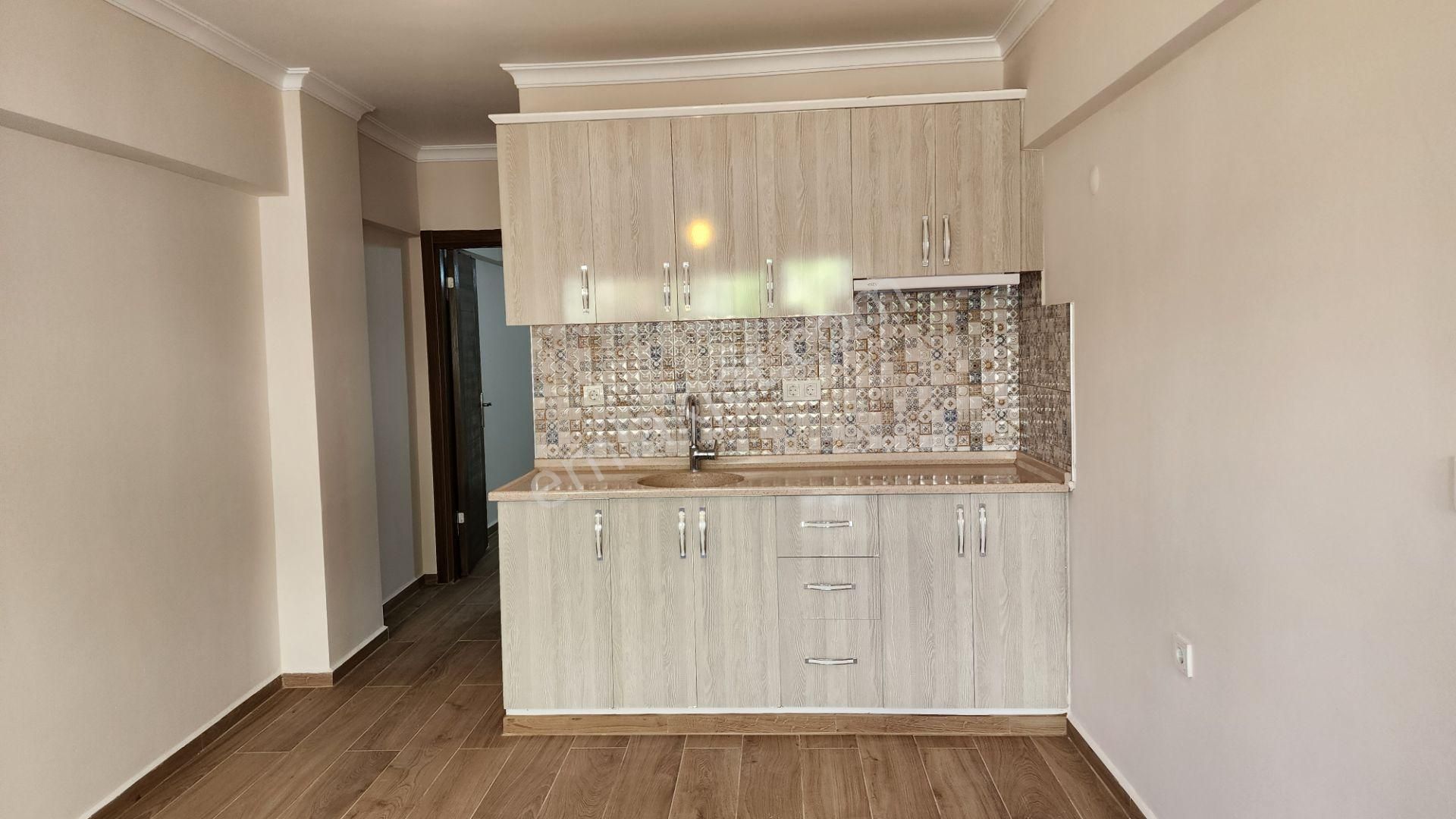 Fi Harita Gayrimenkul Kemeraltı 1+1 Eşyalı Kiralık Daire