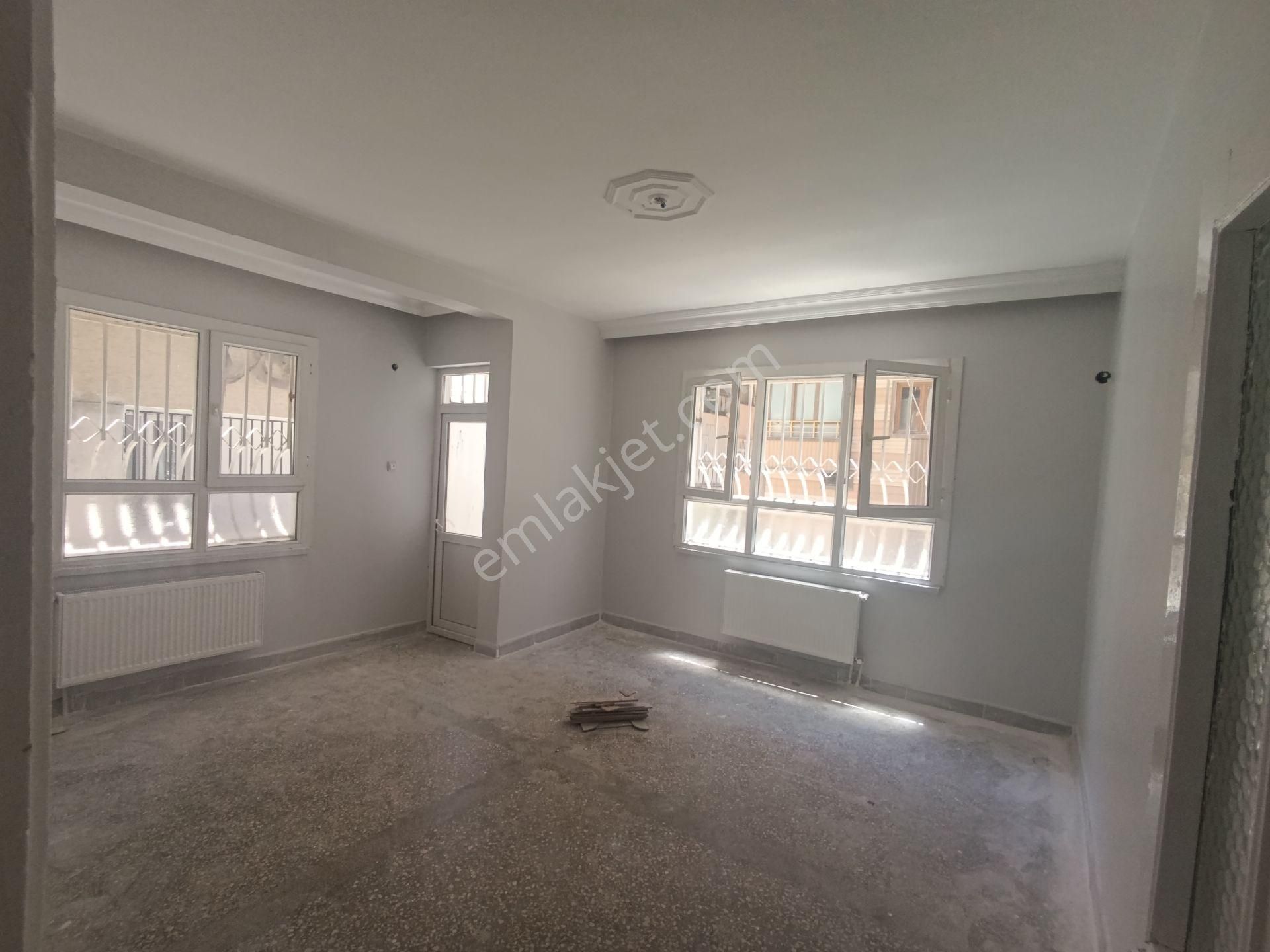 Uygun Emlaktan Bahçelievler De Kiralık Daire