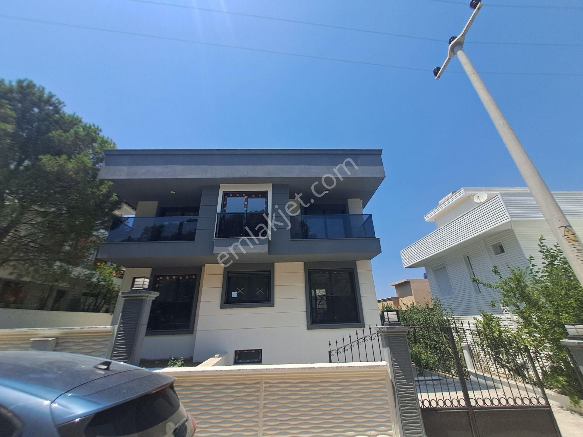 Akarca Da Denize 200 M2 Mesafede Jltra Lüks4+1satılık Villa - Görsel 5