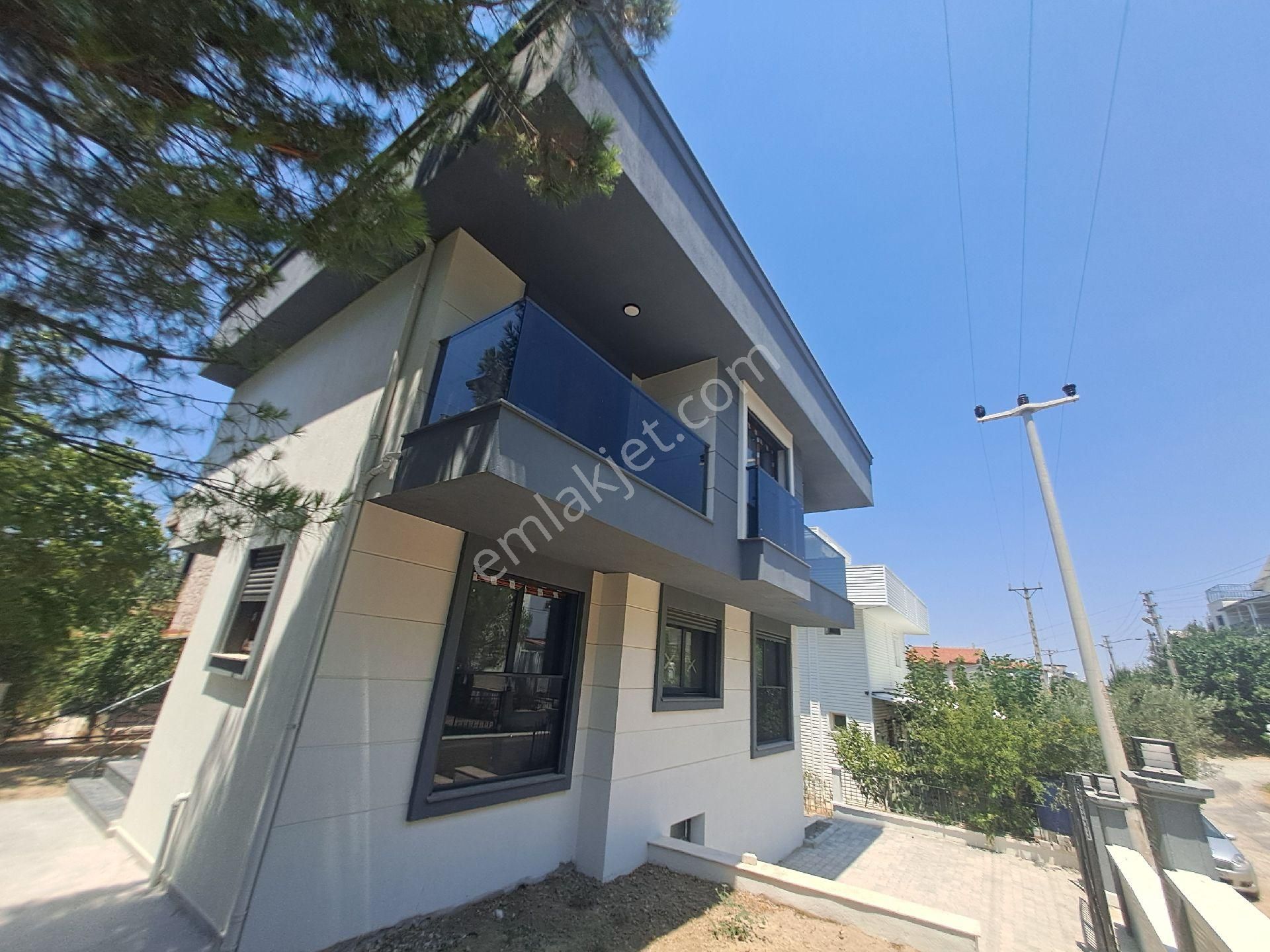 Akarca Da Denize 200 M2 Mesafede Jltra Lüks4+1satılık Villa - Görsel 8