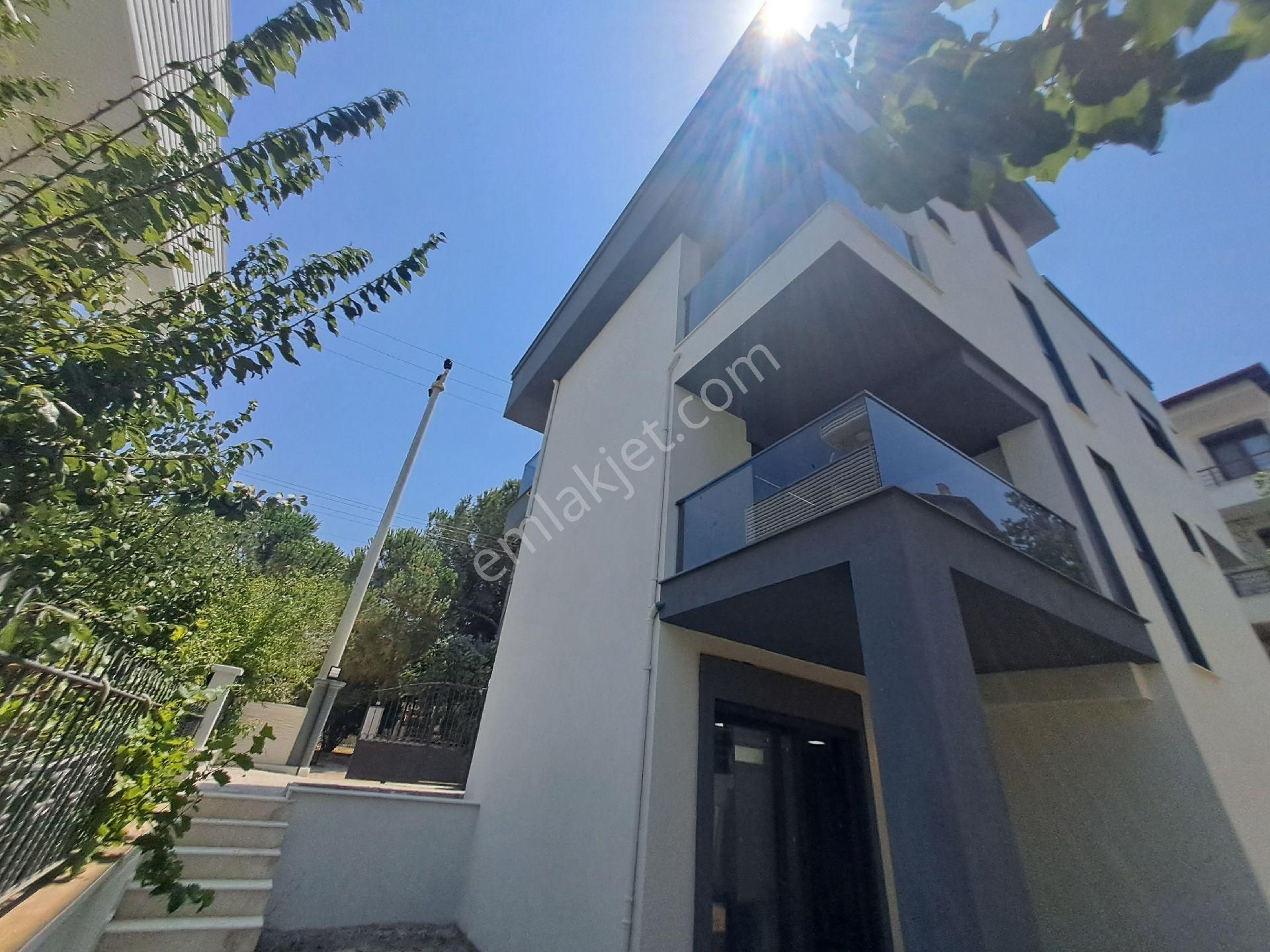 Akarca Da Denize 200 M2 Mesafede Jltra Lüks4+1satılık Villa - Görsel 26