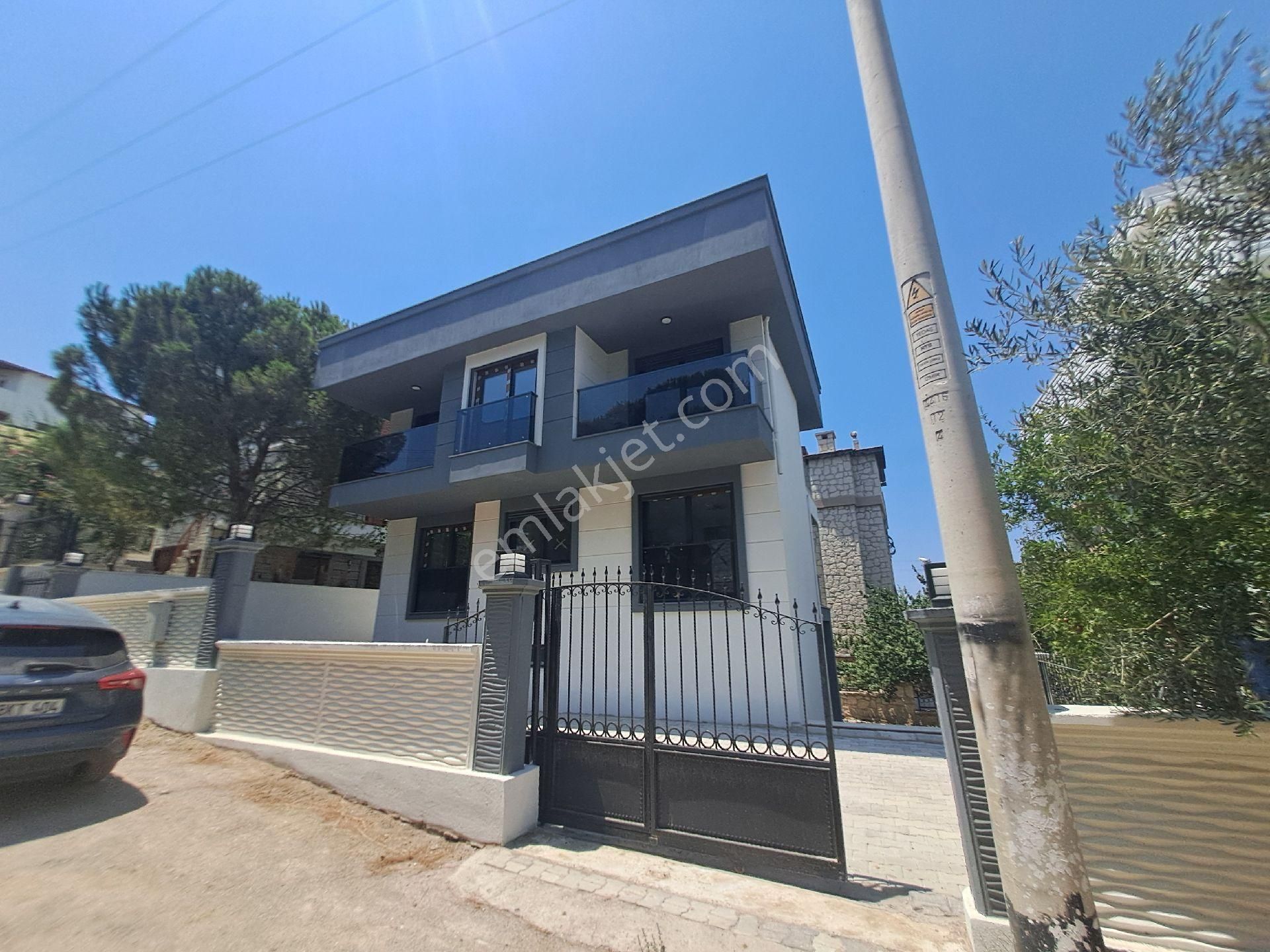 Akarca Da Denize 200 M2 Mesafede Jltra Lüks4+1satılık Villa - Görsel 2