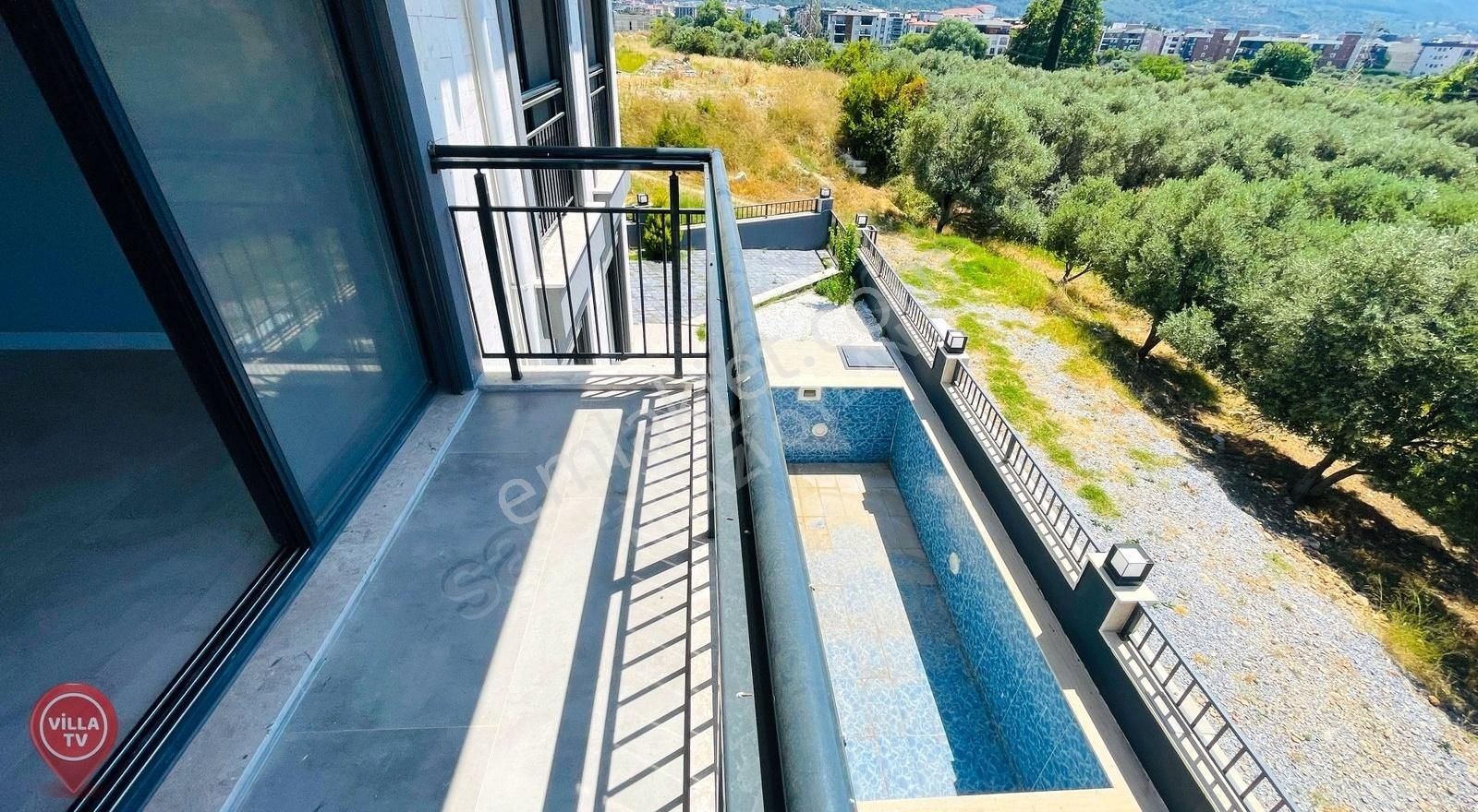 Kuşadası Davutlarda Satılık 4+1 Müstakil Deniz Manzaralı Villa - Görsel 10