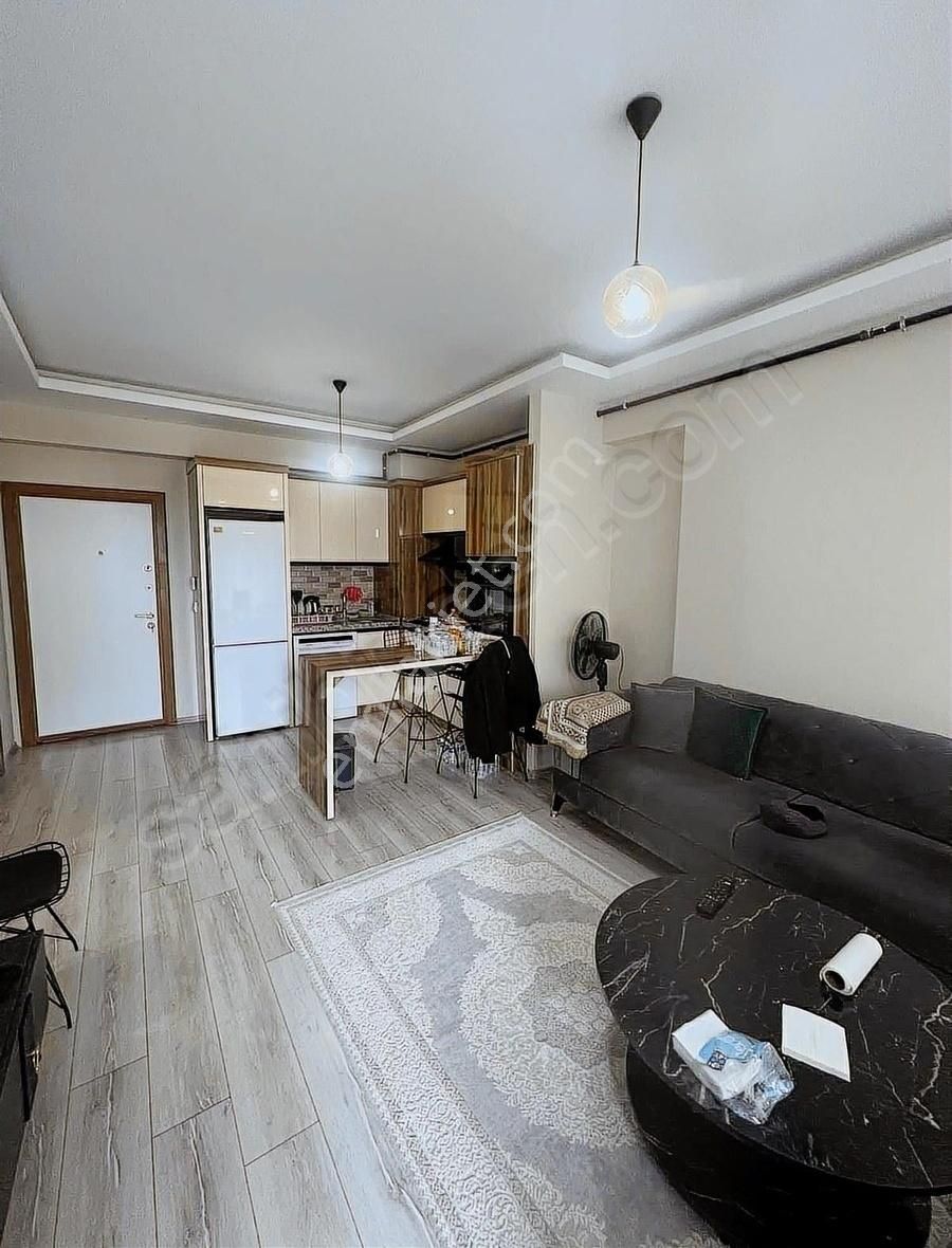 Havuzlu Sitede Temiz Eşyalı Daire - Görsel 11