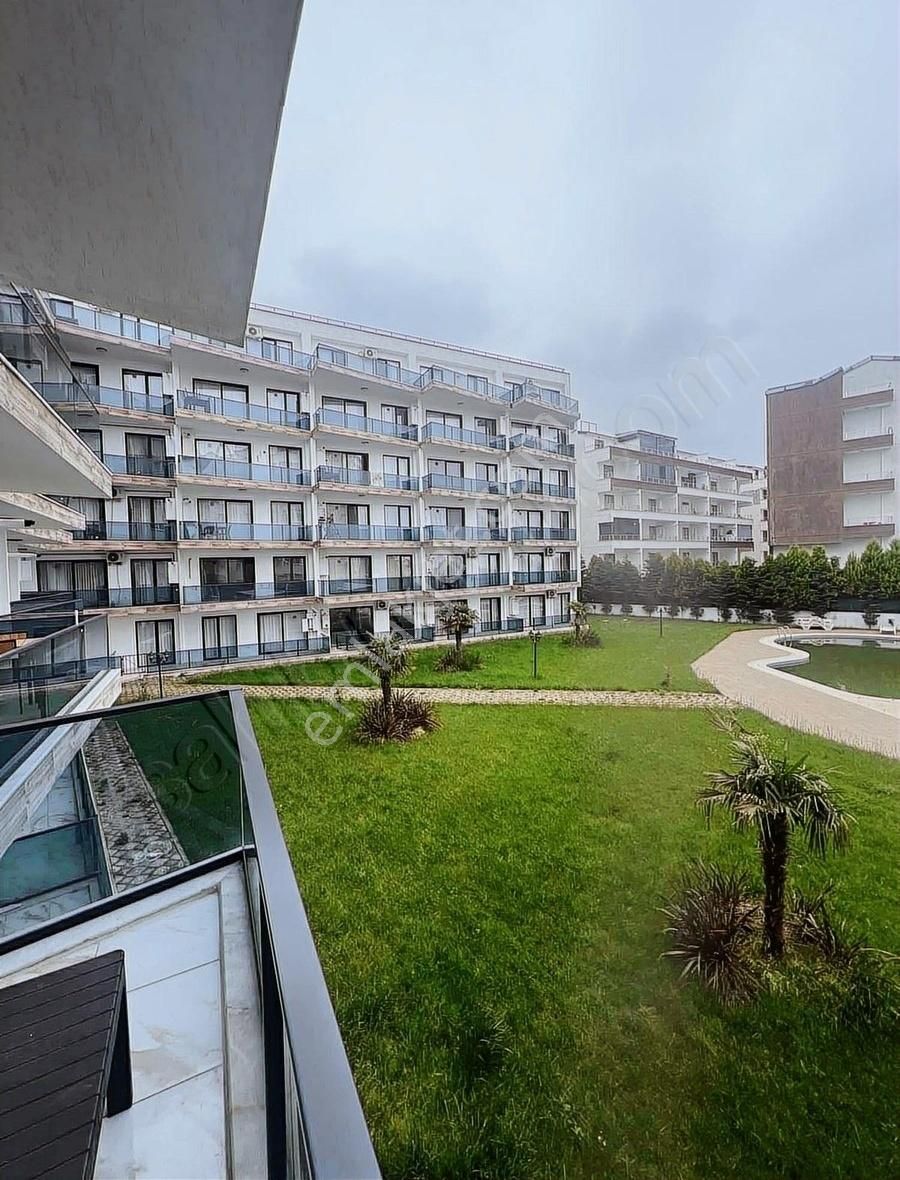Havuzlu Sitede Temiz Eşyalı Daire - Görsel 7