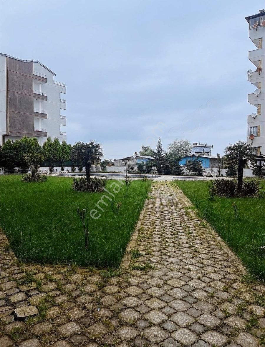 Havuzlu Sitede Temiz Eşyalı Daire - Görsel 15