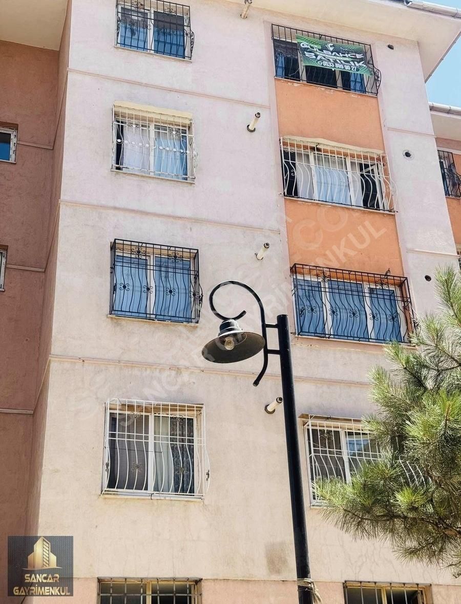 Taşlıca Tokilerinde Satılık 2+ 1 Daire Temiz Bakımlı Ferah