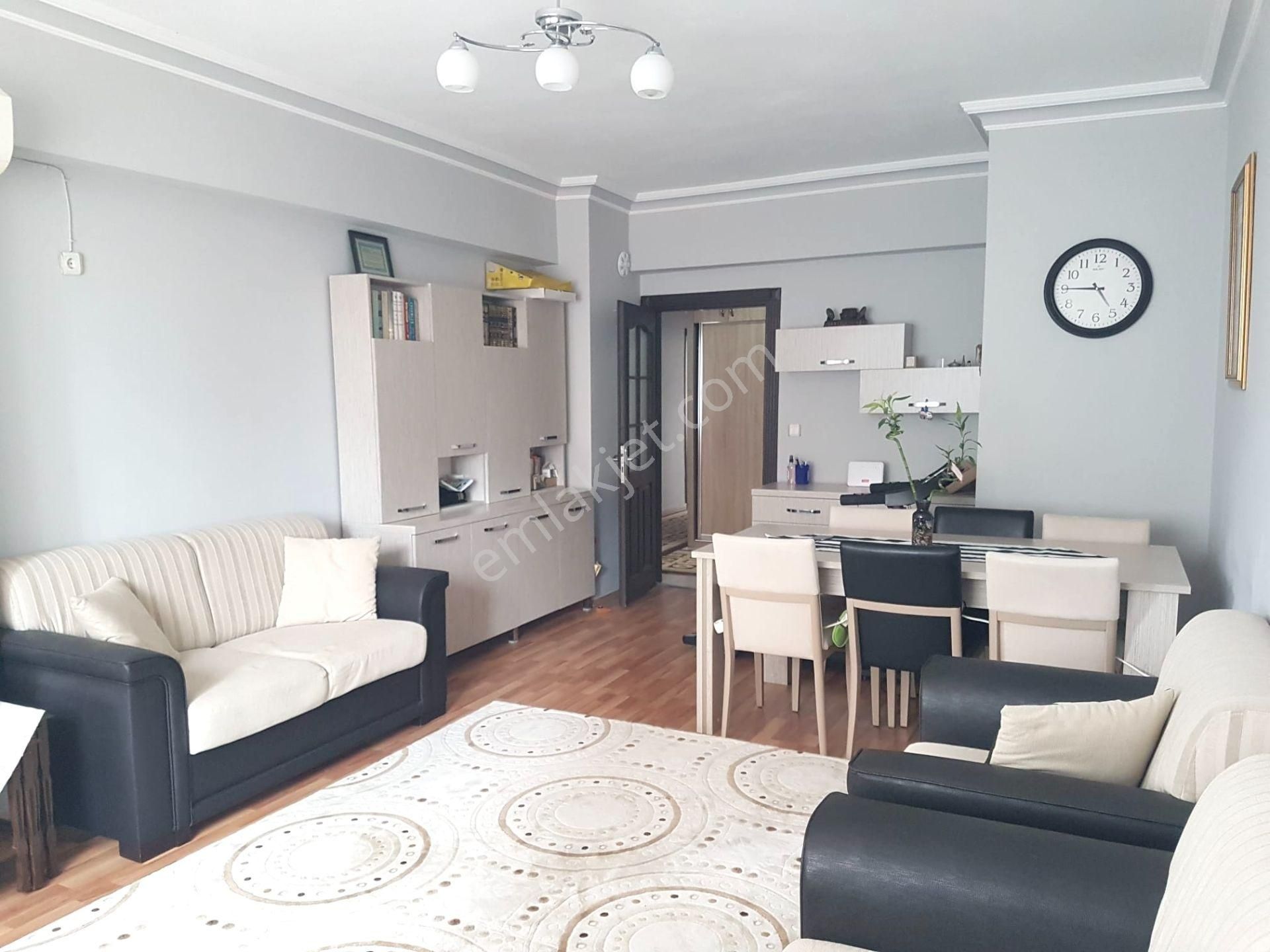 Kızıltoprak Tahtakale Yakını Havuzlu Sitede 3+1