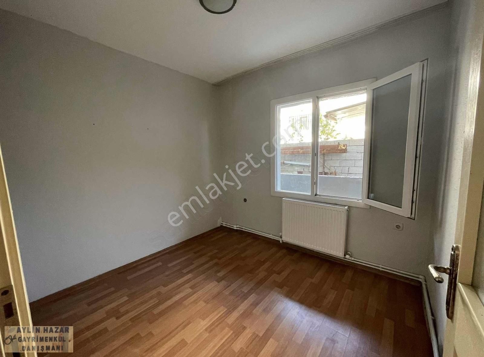 Urla Altıntaş Mah.de Doğalgazlı Giriş Katı 2+1 Daire