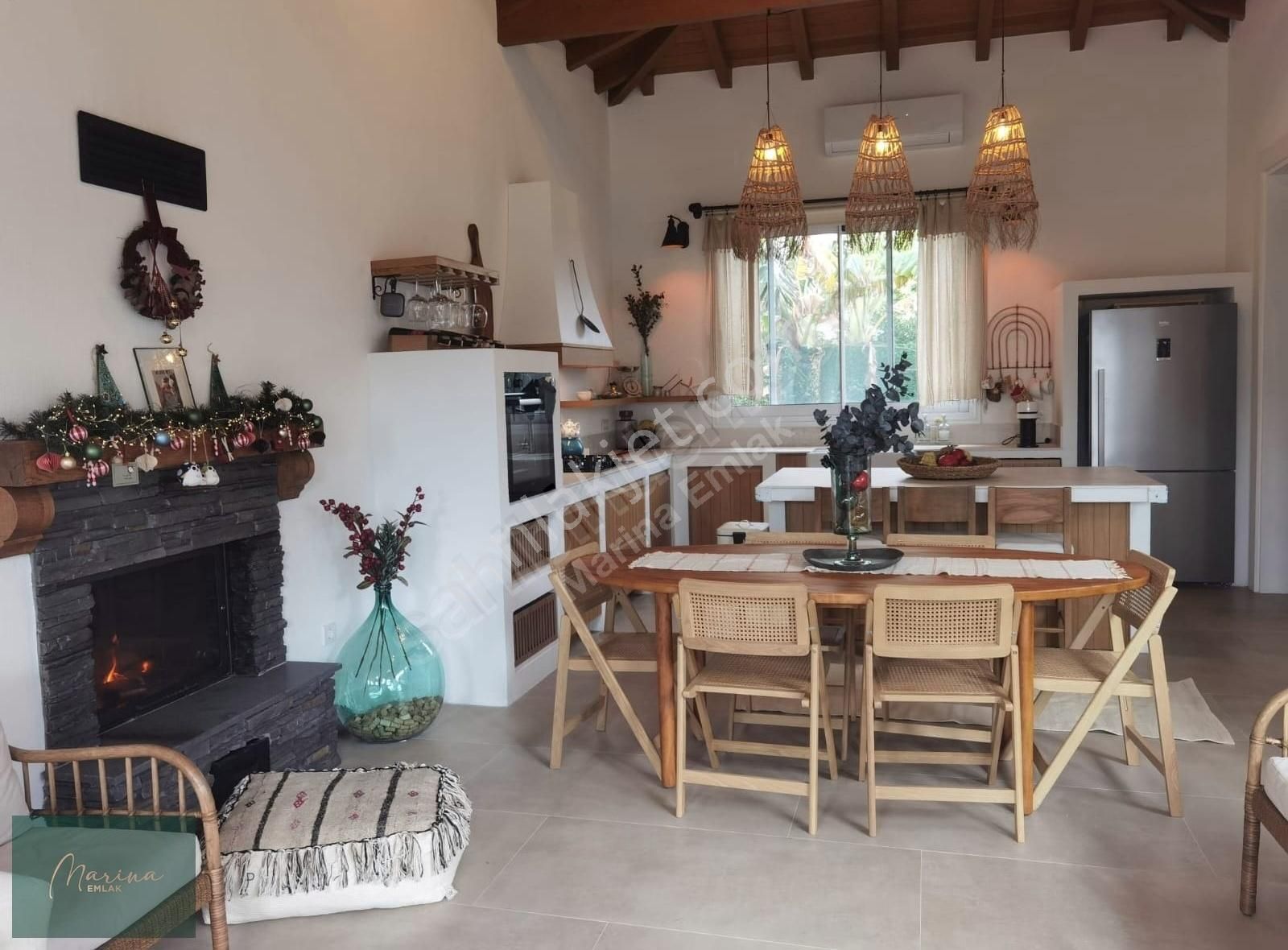 Marina Emlak'tan Turgutreis Merkezde Kiralık Eşyalı Müstakil Ev