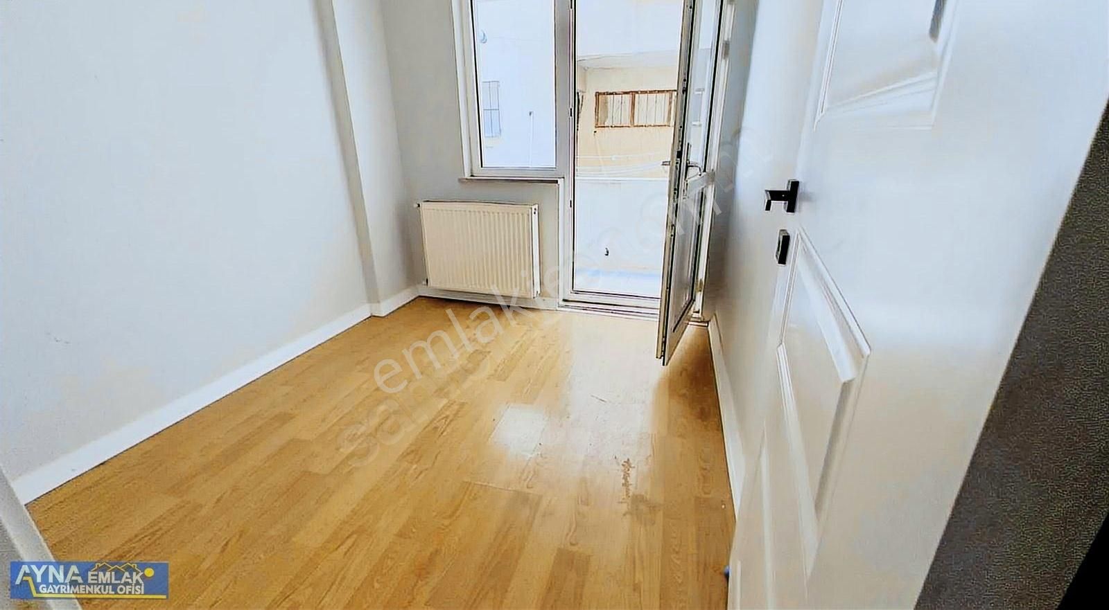 Satılık 2+1 Y.giriş İskanlı Balkonlu Wc Banyo Ayrı Metroya Yakın