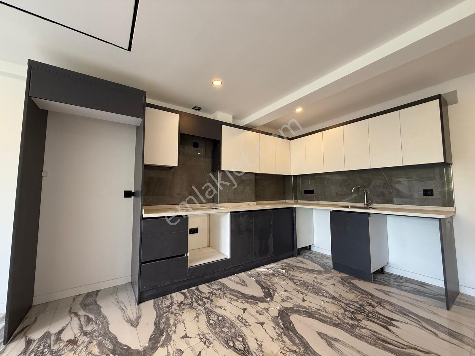 Dalamanda Dost Emlaktan Asansörlü Sıfır Lüks 2+1 Satılık Daire - Görsel 8