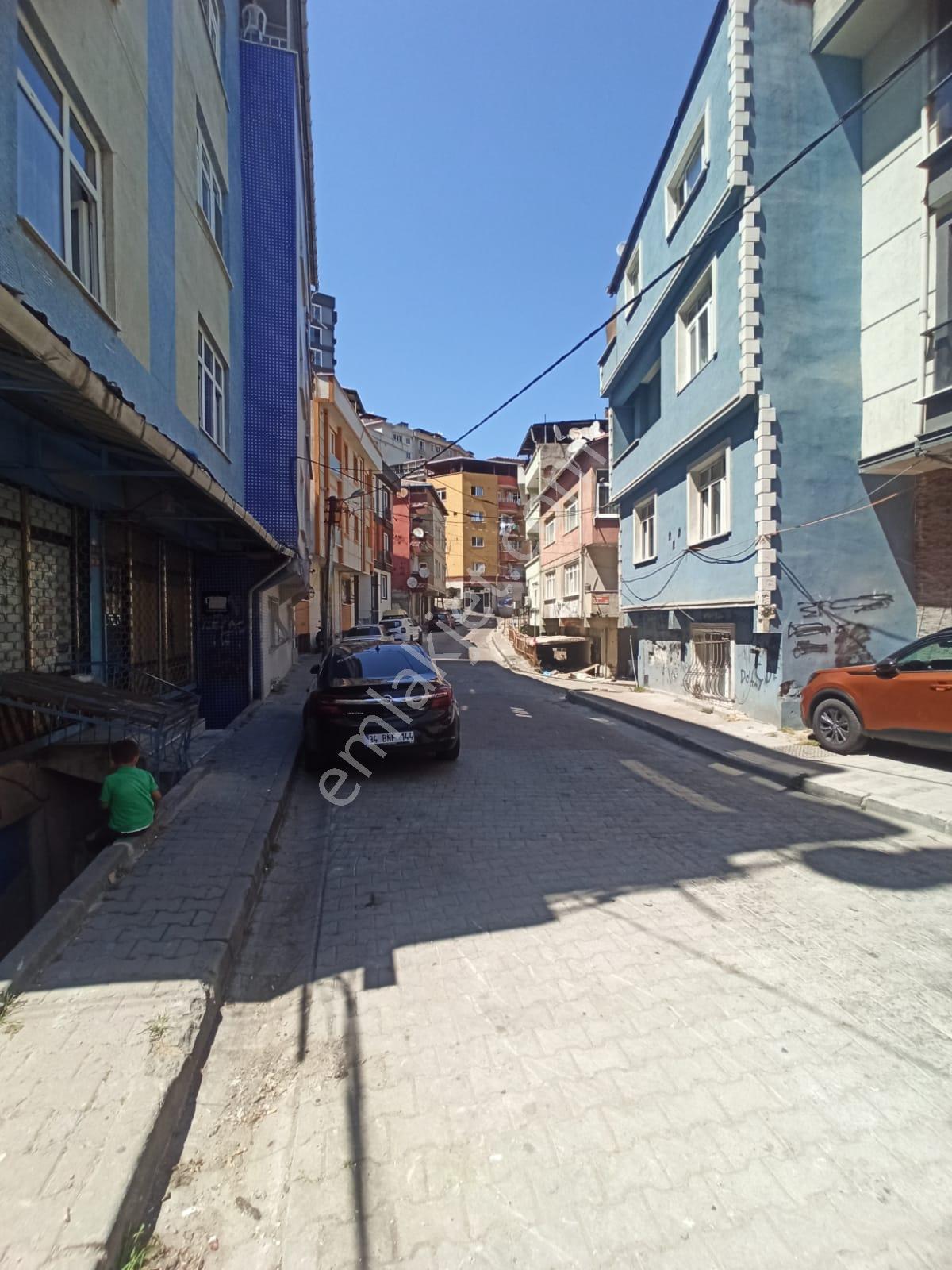 Burhan Emlaktan Yenilenmiş Satılık Daire - Görsel 4