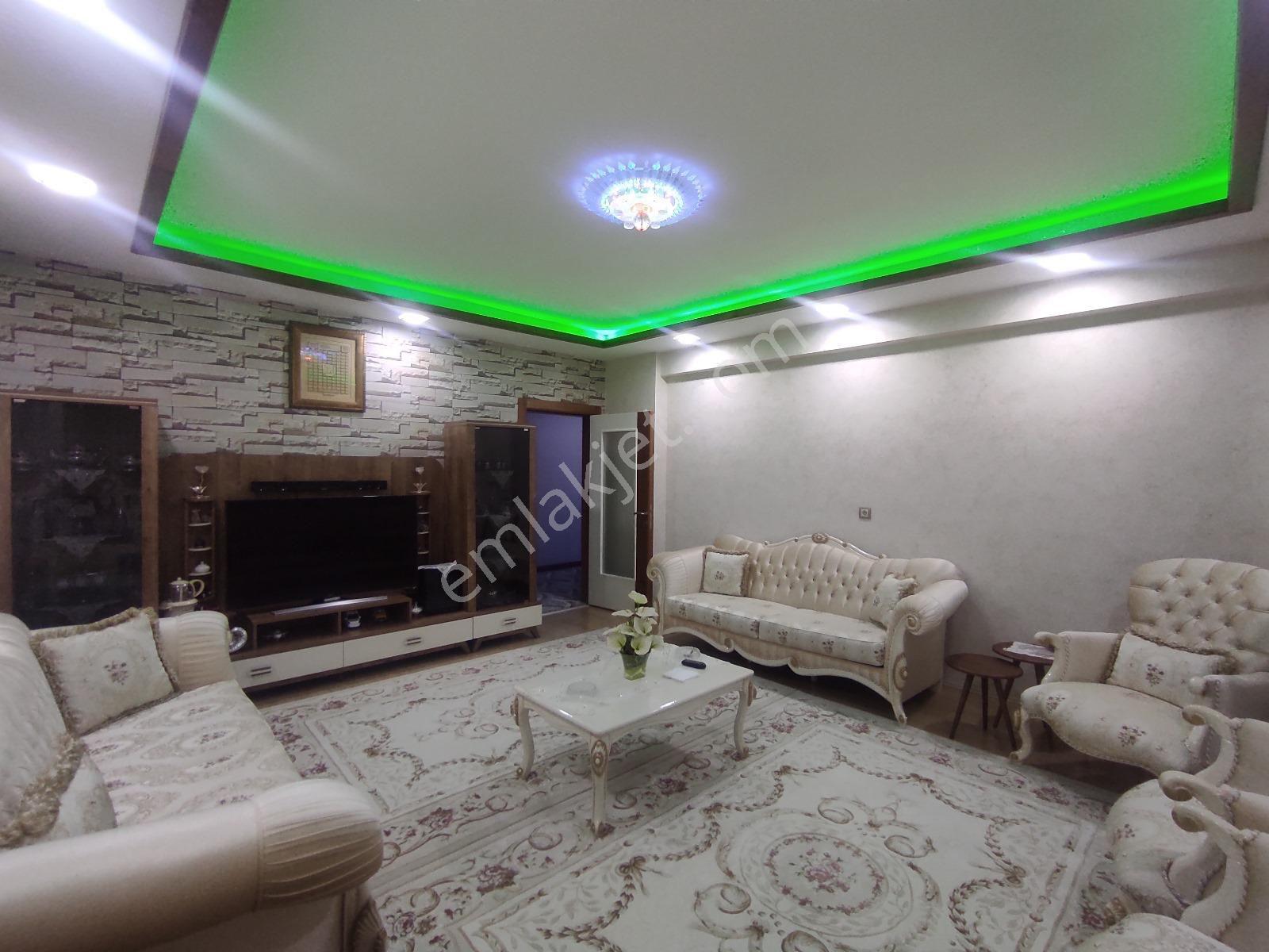 Konya Selçuklu Şefikcan Cad.220 M2 3+1 Site Şeklinde Geniş Satılık Lüks Daire - Görsel 8
