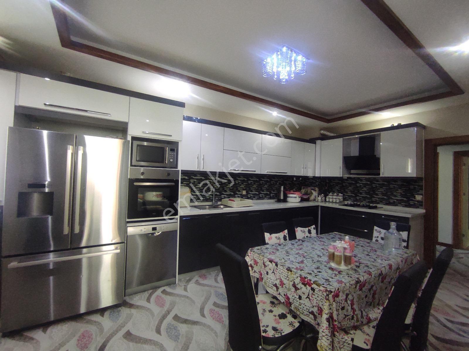 Konya Selçuklu Şefikcan Cad.220 M2 3+1 Site Şeklinde Geniş Satılık Lüks Daire - Görsel 25