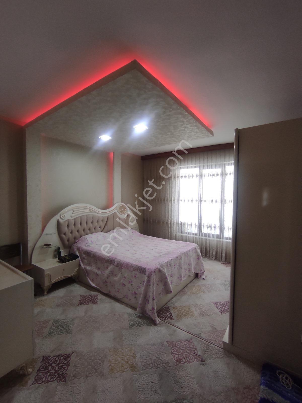 Konya Selçuklu Şefikcan Cad.220 M2 3+1 Site Şeklinde Geniş Satılık Lüks Daire - Görsel 10