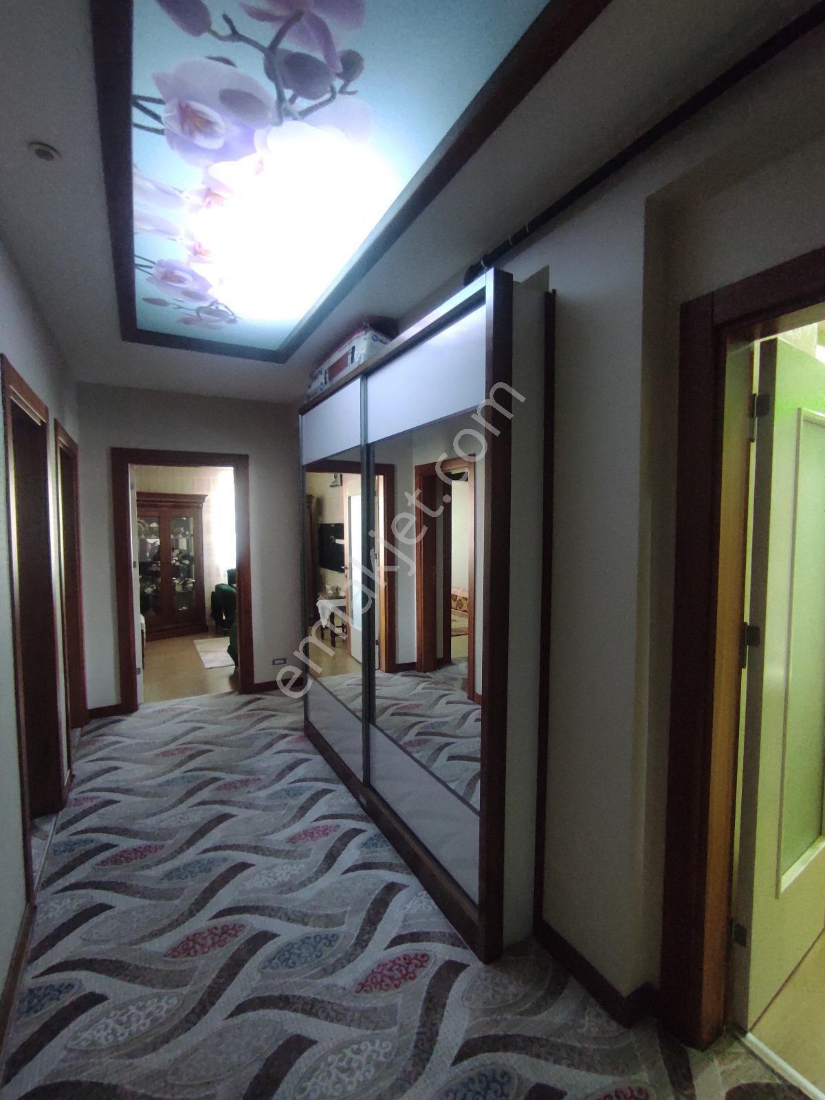 Konya Selçuklu Şefikcan Cad.220 M2 3+1 Site Şeklinde Geniş Satılık Lüks Daire - Görsel 9