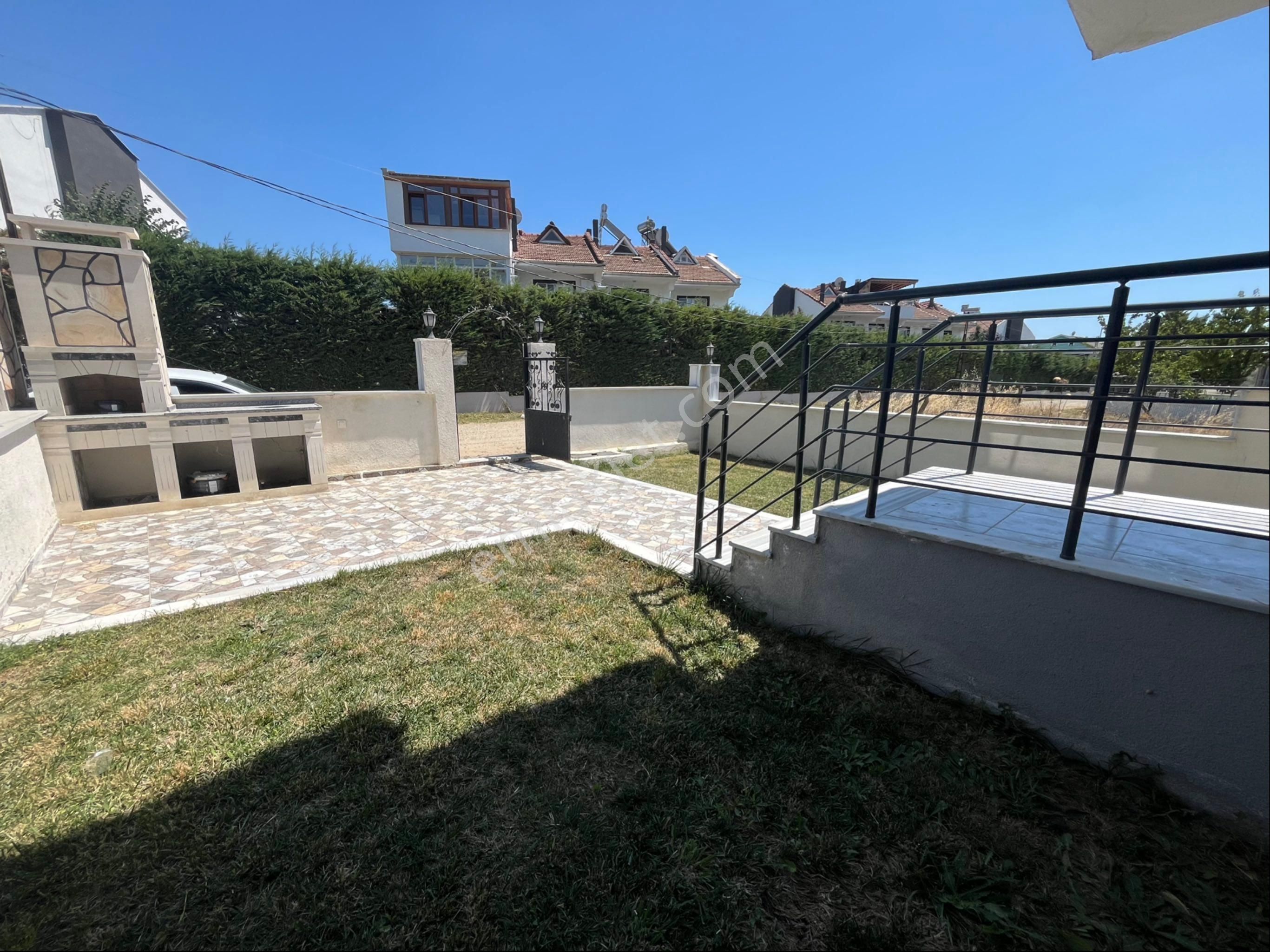 Ata Gayrimenkul,den Merkeze Ve Denize Yakın 4+1 Geniş Villa - Görsel 7