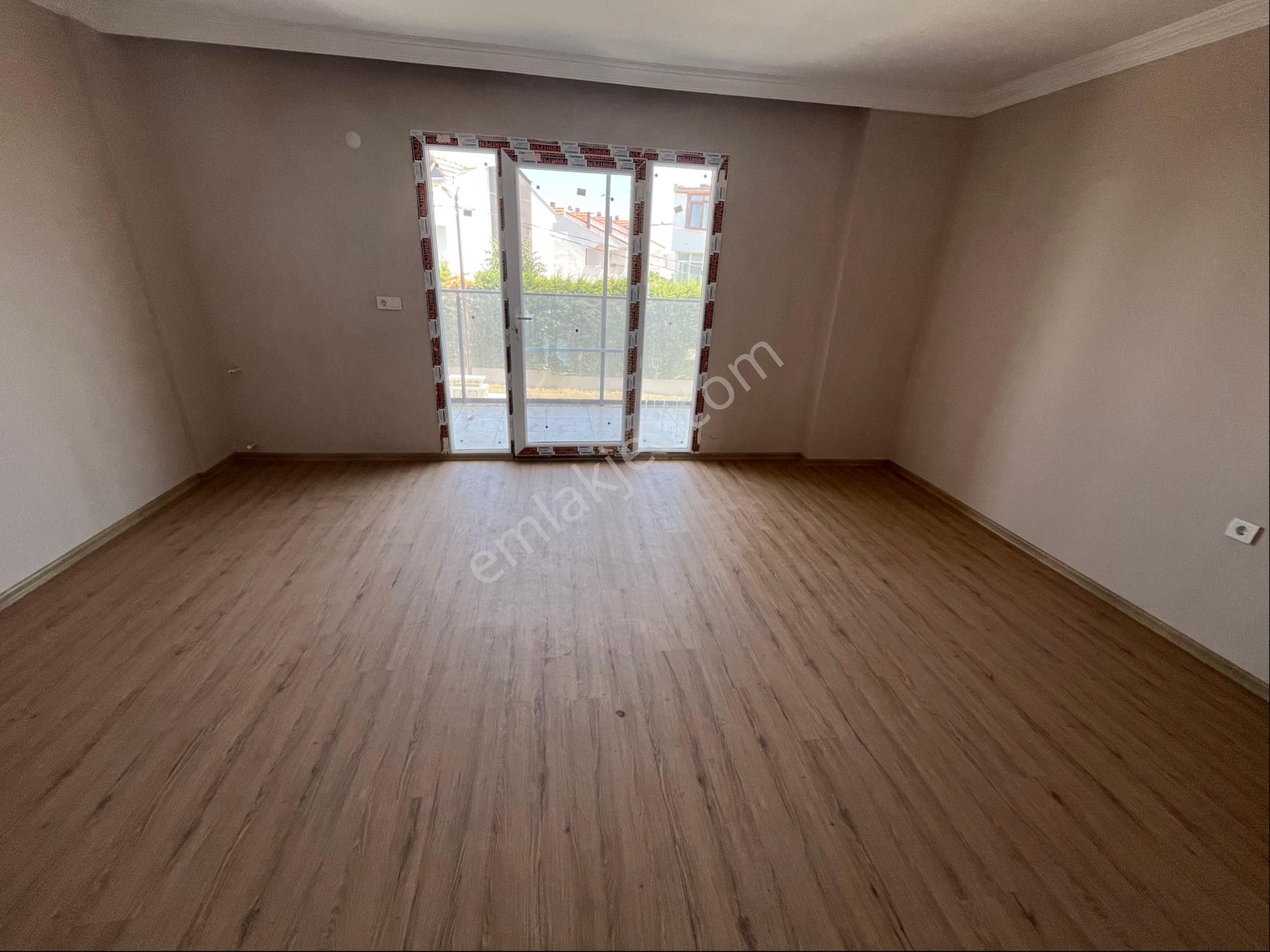 Ata Gayrimenkul,den Merkeze Ve Denize Yakın 4+1 Geniş Villa - Görsel 14