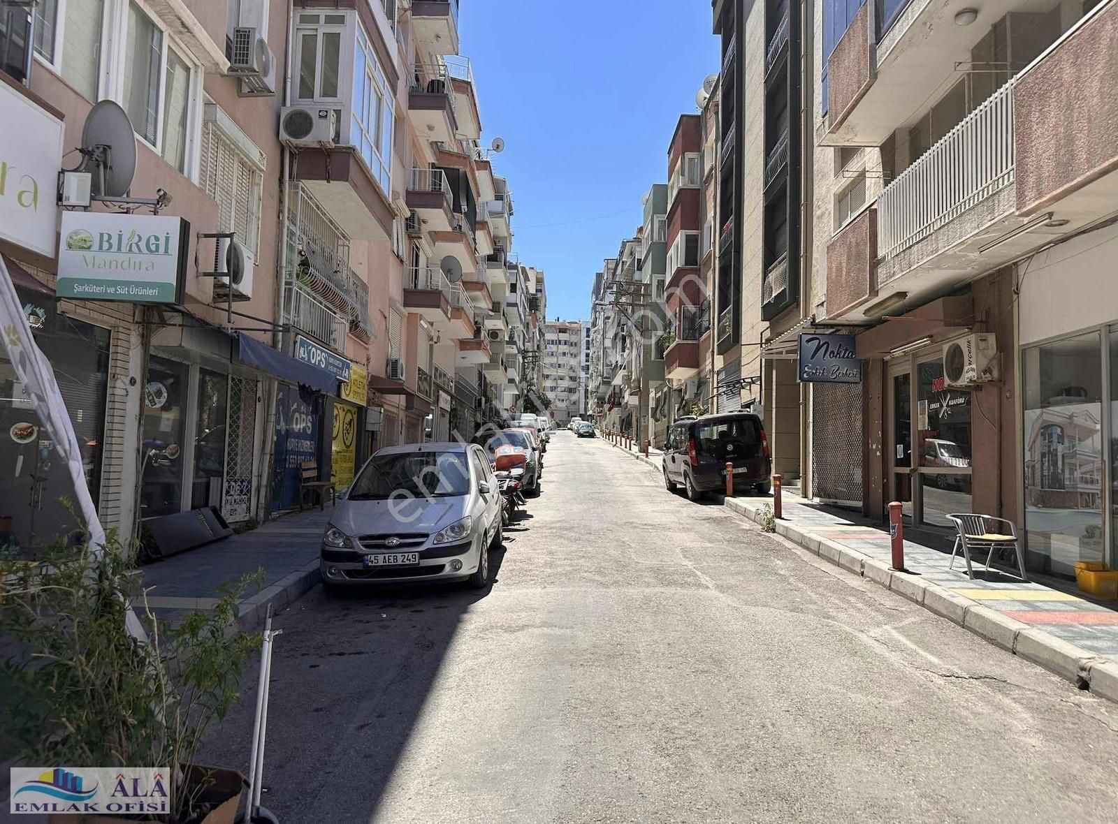Hatay Pazaryerı Yolu Üstünde Arakat 4+1 Satılık Daire