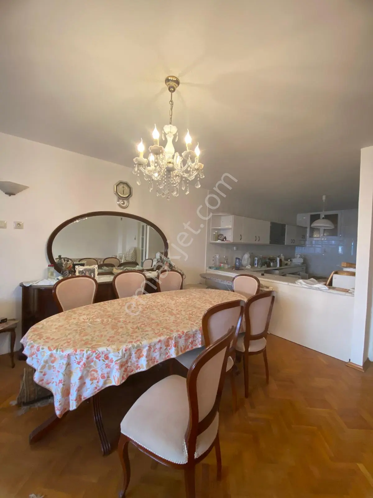Kuşadası Marina'da Denize Sıfır Satılık 4+1 Daire - Görsel 2