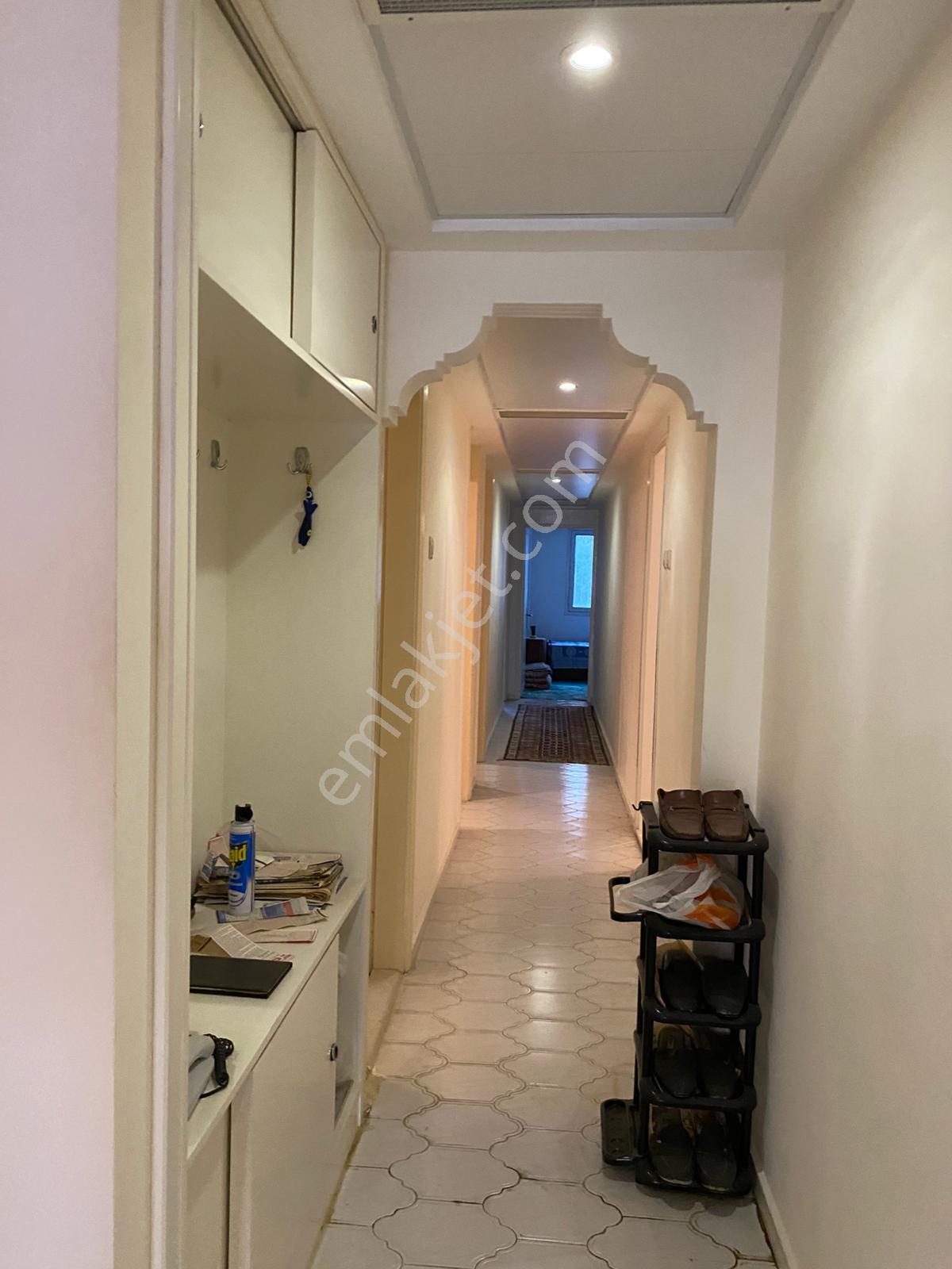 Kuşadası Marina'da Denize Sıfır Satılık 4+1 Daire - Görsel 20