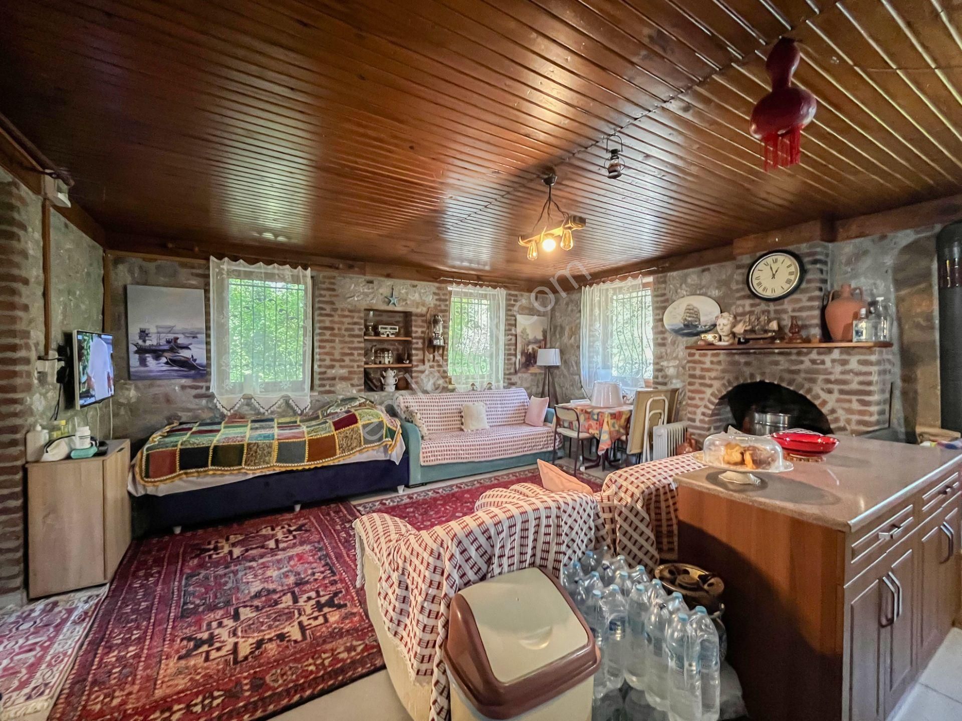 Kazdağları’nda Doğa İçinde Satılık Taş Ev Ve Zeytinlik - Görsel 9