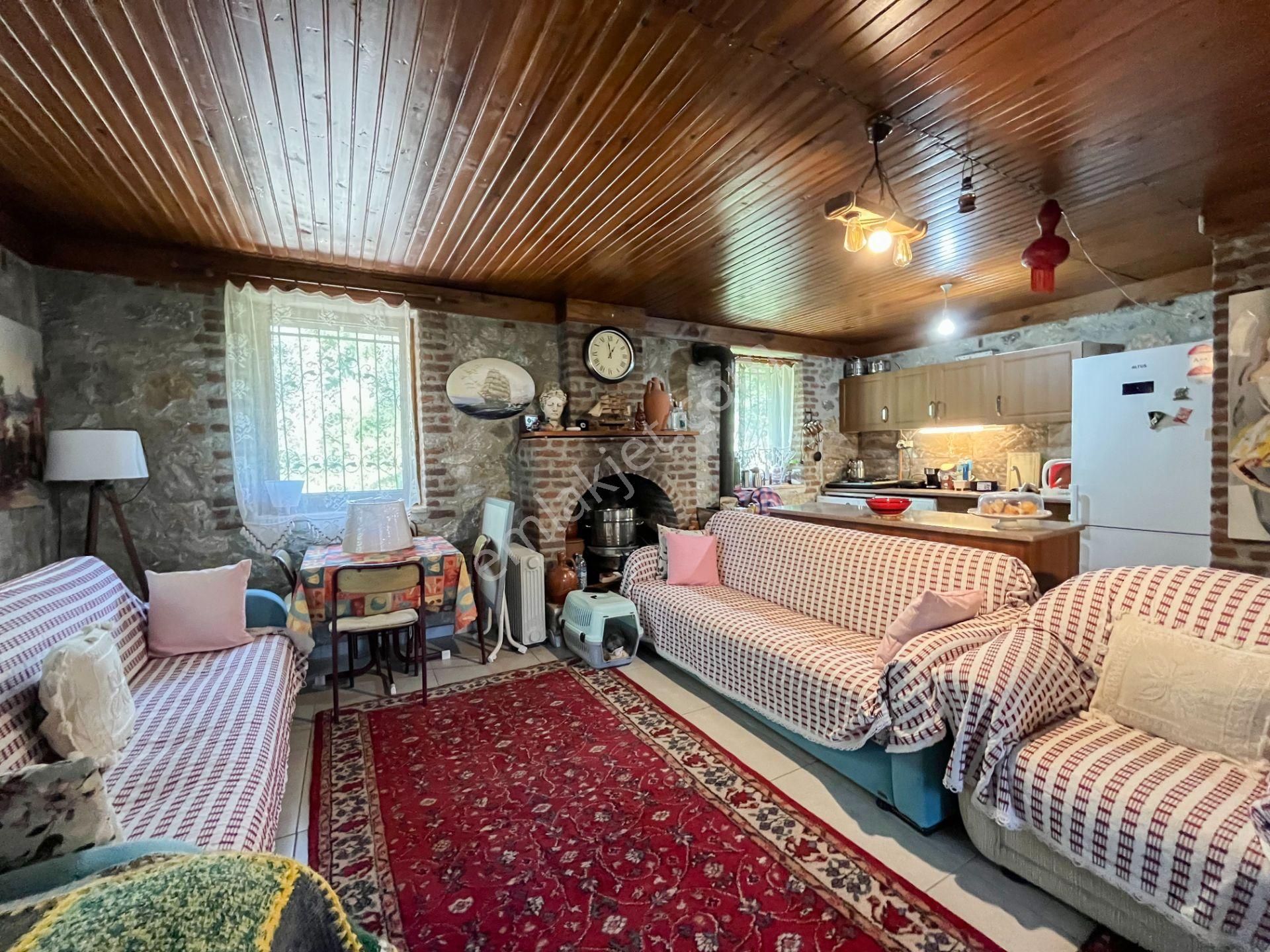 Kazdağları’nda Doğa İçinde Satılık Taş Ev Ve Zeytinlik - Görsel 8