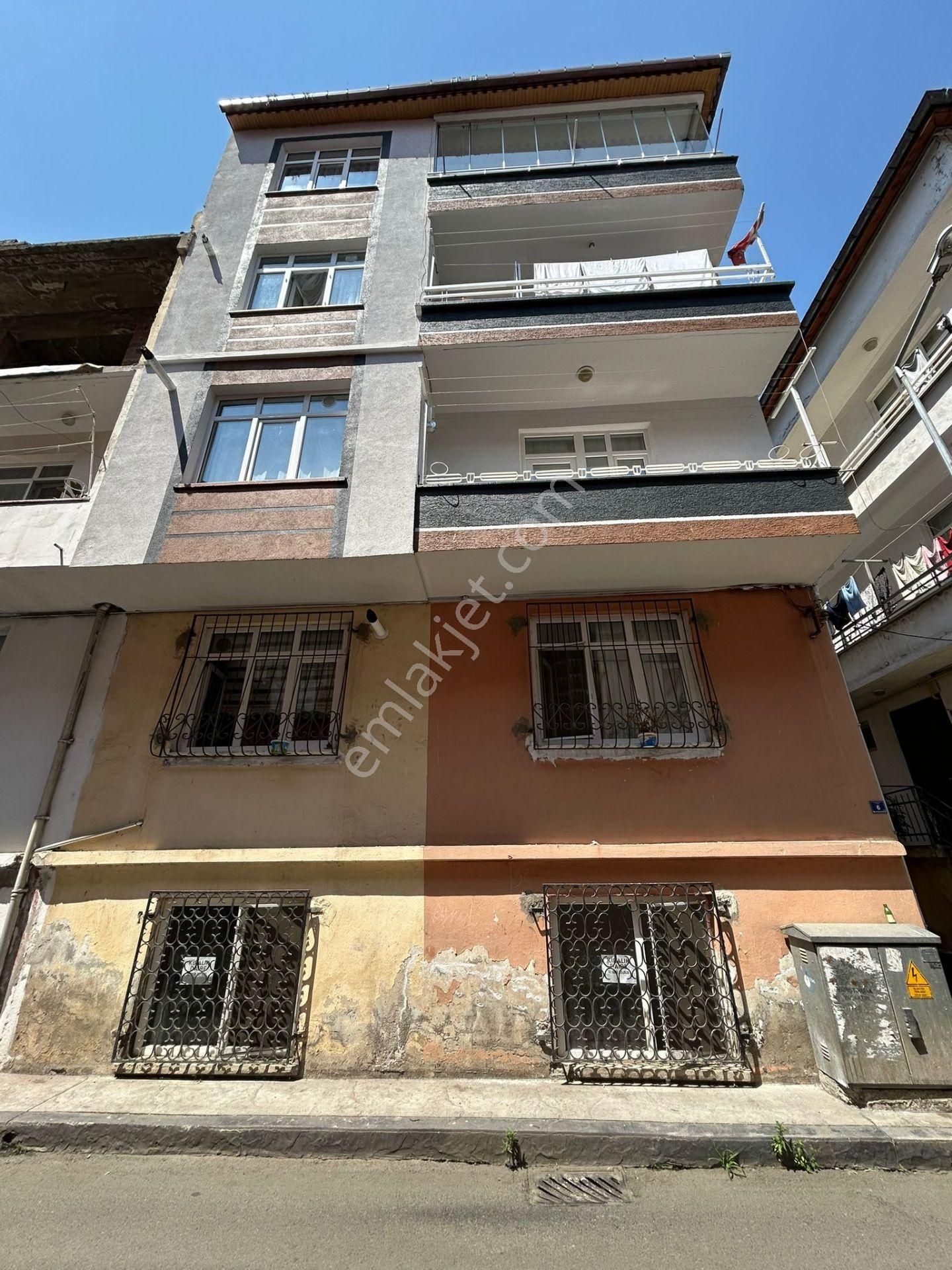 Selimiye Mahallesi'nde 2+1 Zemin Kat Daire Uygun Fiyatlı