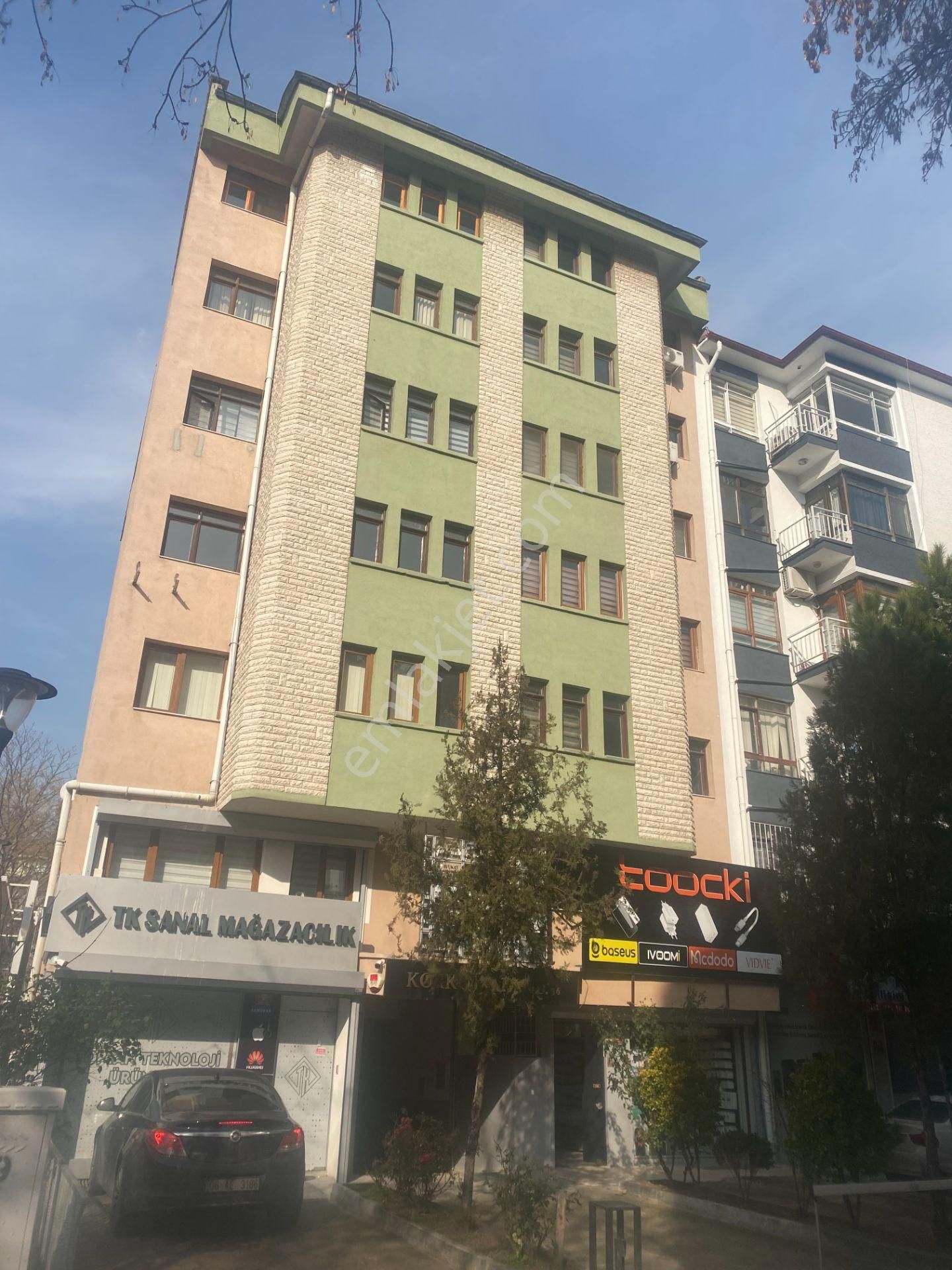 Çankaya--sıhhiye'de Manzaralı Kiralık Ofis/büro