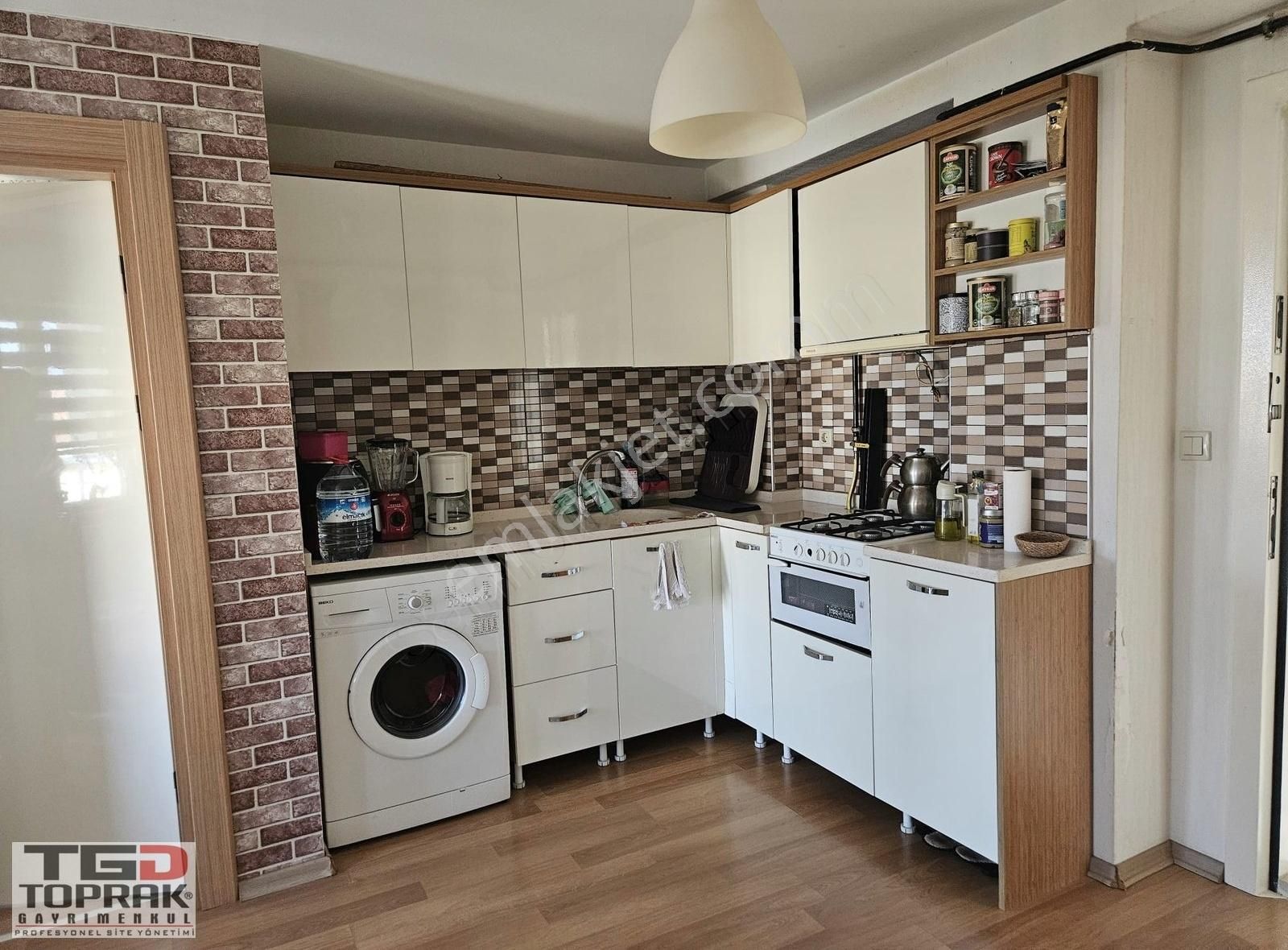 Çamlıca Sitesinde Satılık Yatırımlık 2+1 Eşyalı Daire - Görsel 16