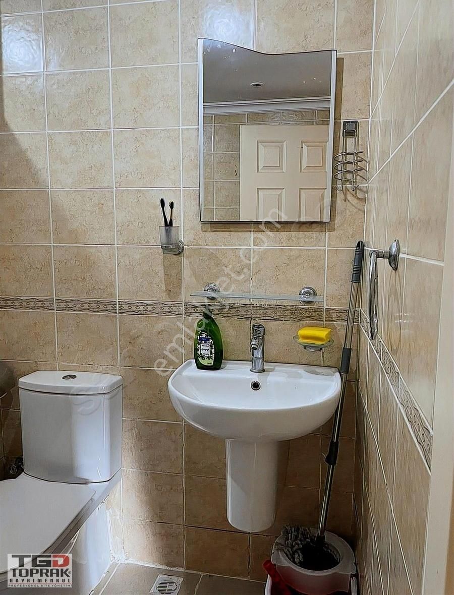 Şirinevler Sitesinde Eşyalı 2+1 Kiralık Daire