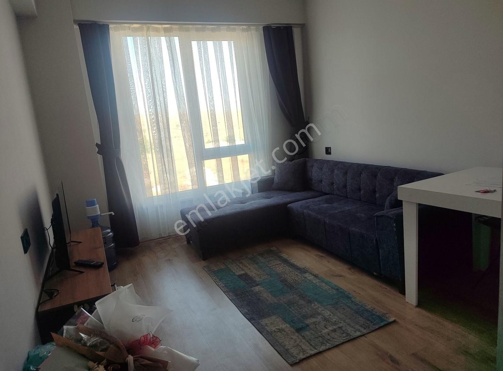 Asel'den Dpü Berlin Sitesi 1+1 Eşyalı Balkonlu Daire