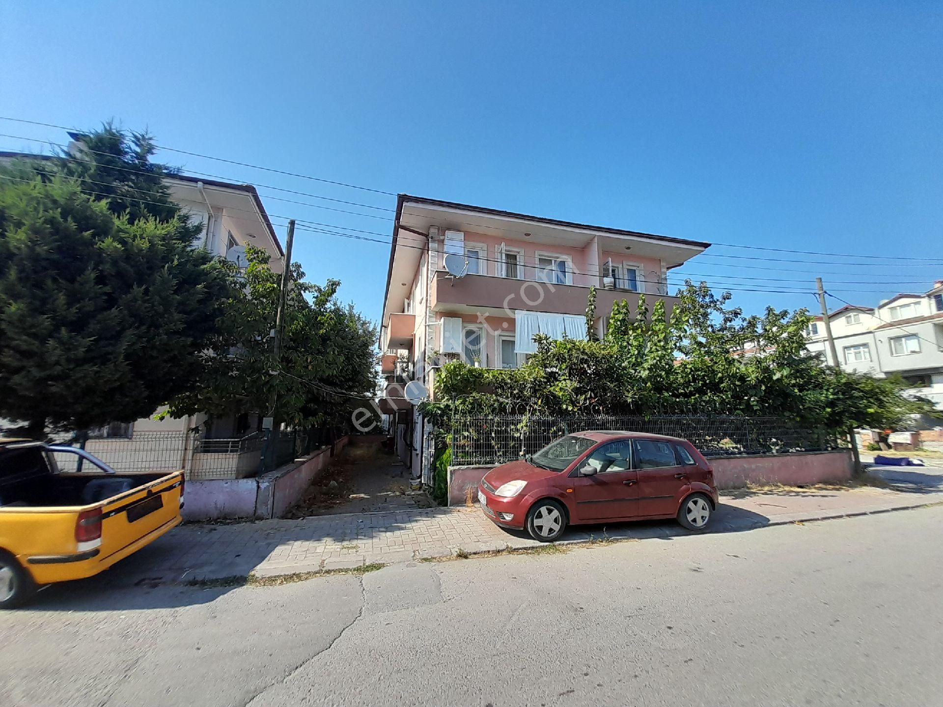 Serdivan Avm Karşısı Ful Eşyalı Apart Daire