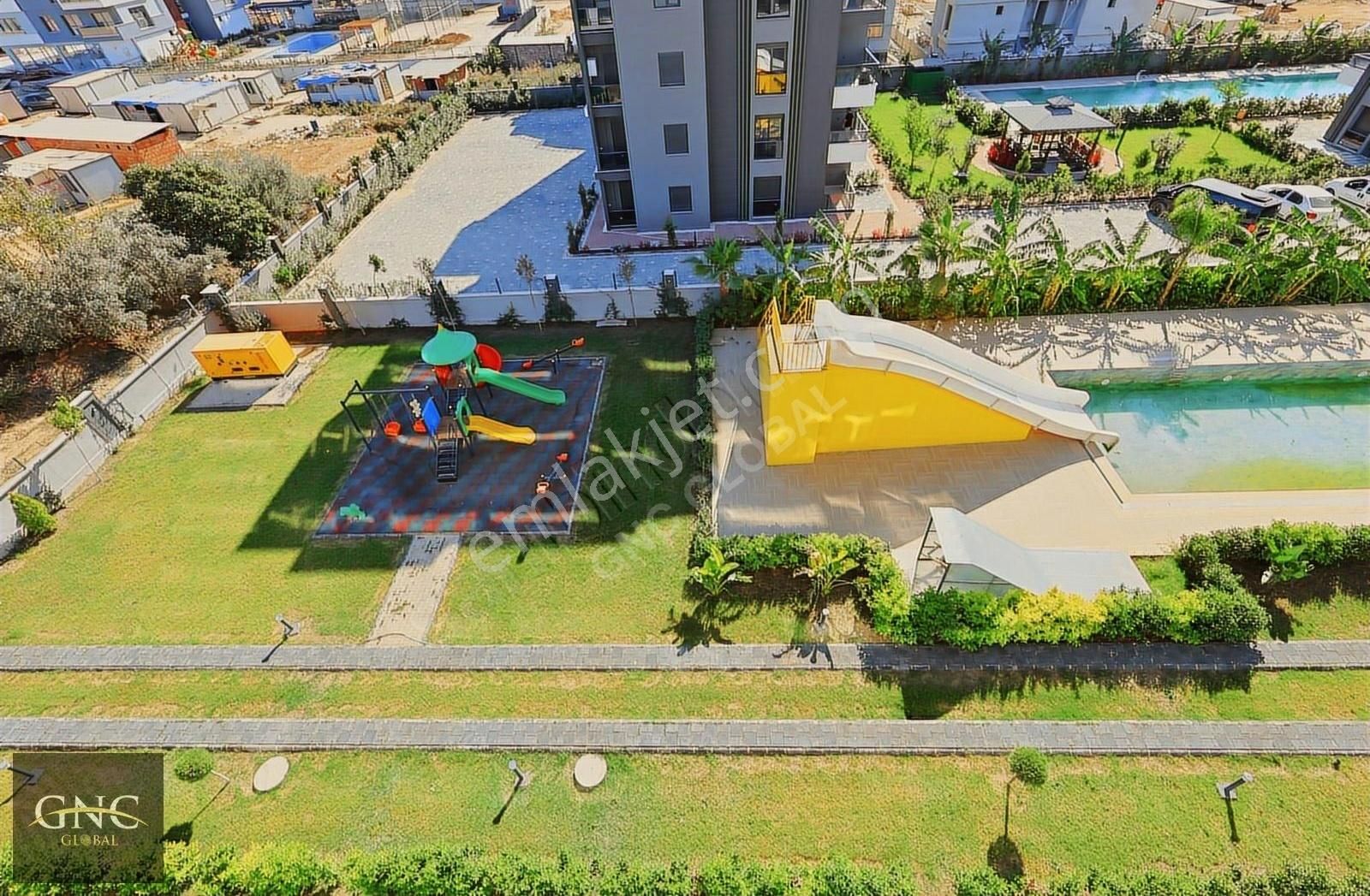 Altıntaş'ta Aqua Havuzlu Lüks Sitede Katta 1+1 Satılık Daire - Görsel 3