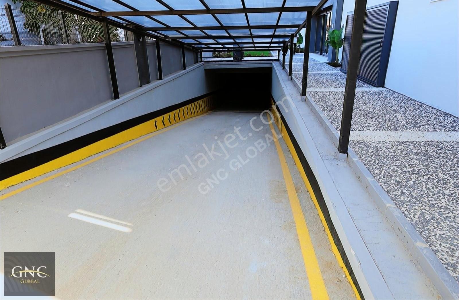 Altıntaş'ta Aqua Havuzlu Lüks Sitede Katta 1+1 Satılık Daire - Görsel 20