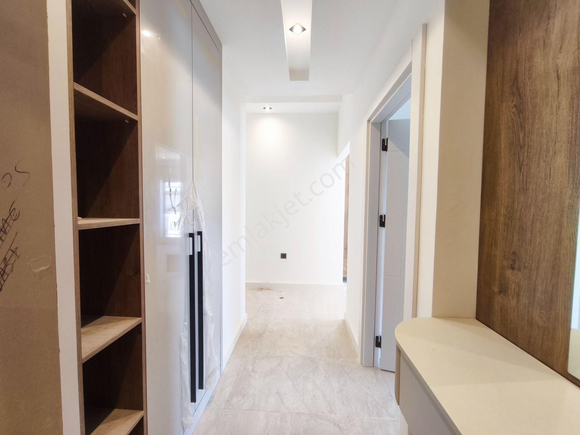 Kuşadası'nda Satılık 3+1 Sıfır Daire - Görsel 22