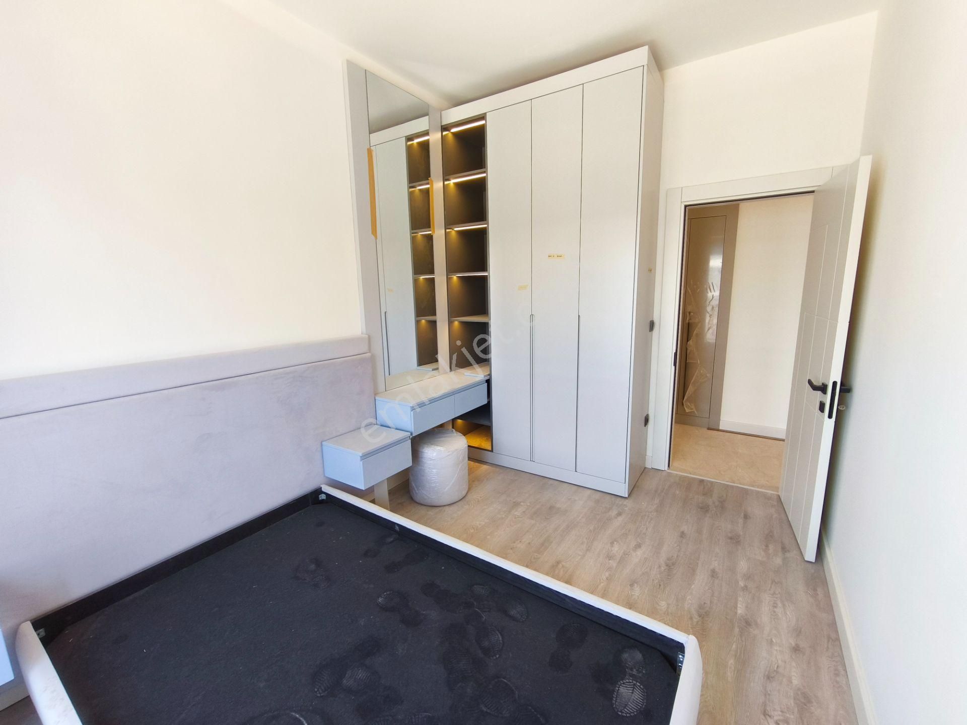 Kuşadası'nda Satılık 3+1 Sıfır Daire - Görsel 20