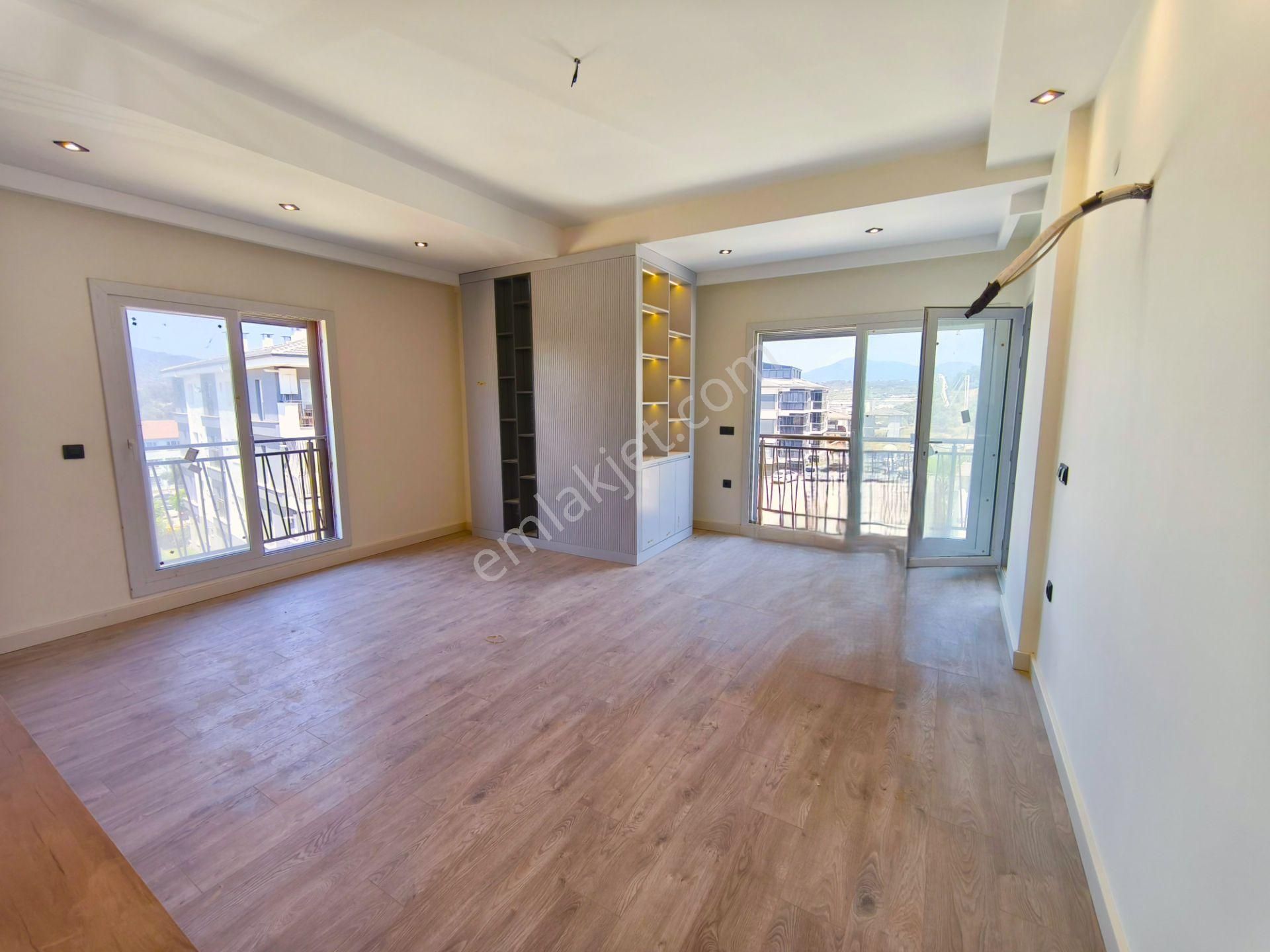 Kuşadası'nda Satılık 3+1 Sıfır Daire - Görsel 5