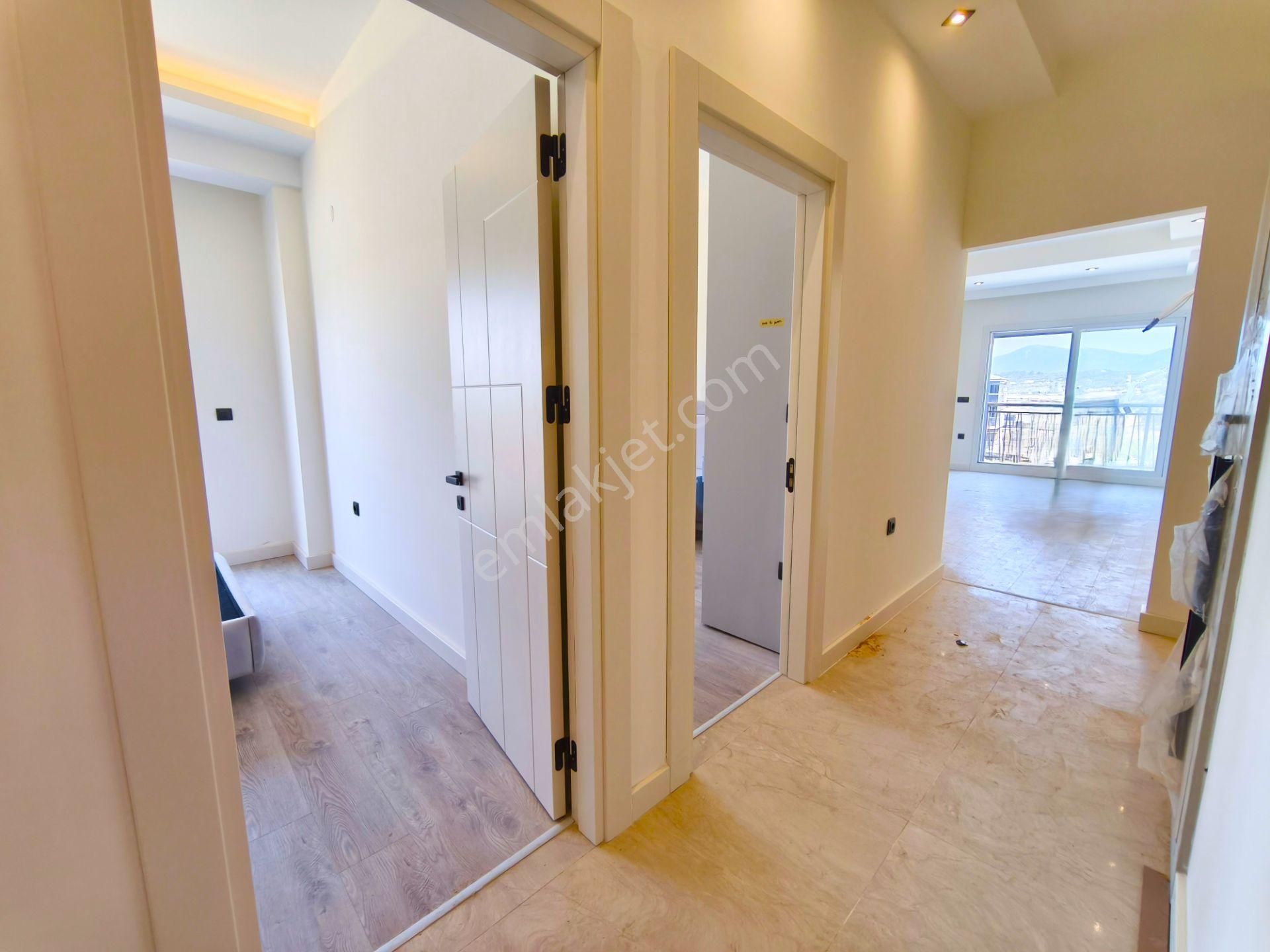 Kuşadası'nda Satılık 3+1 Sıfır Daire - Görsel 27