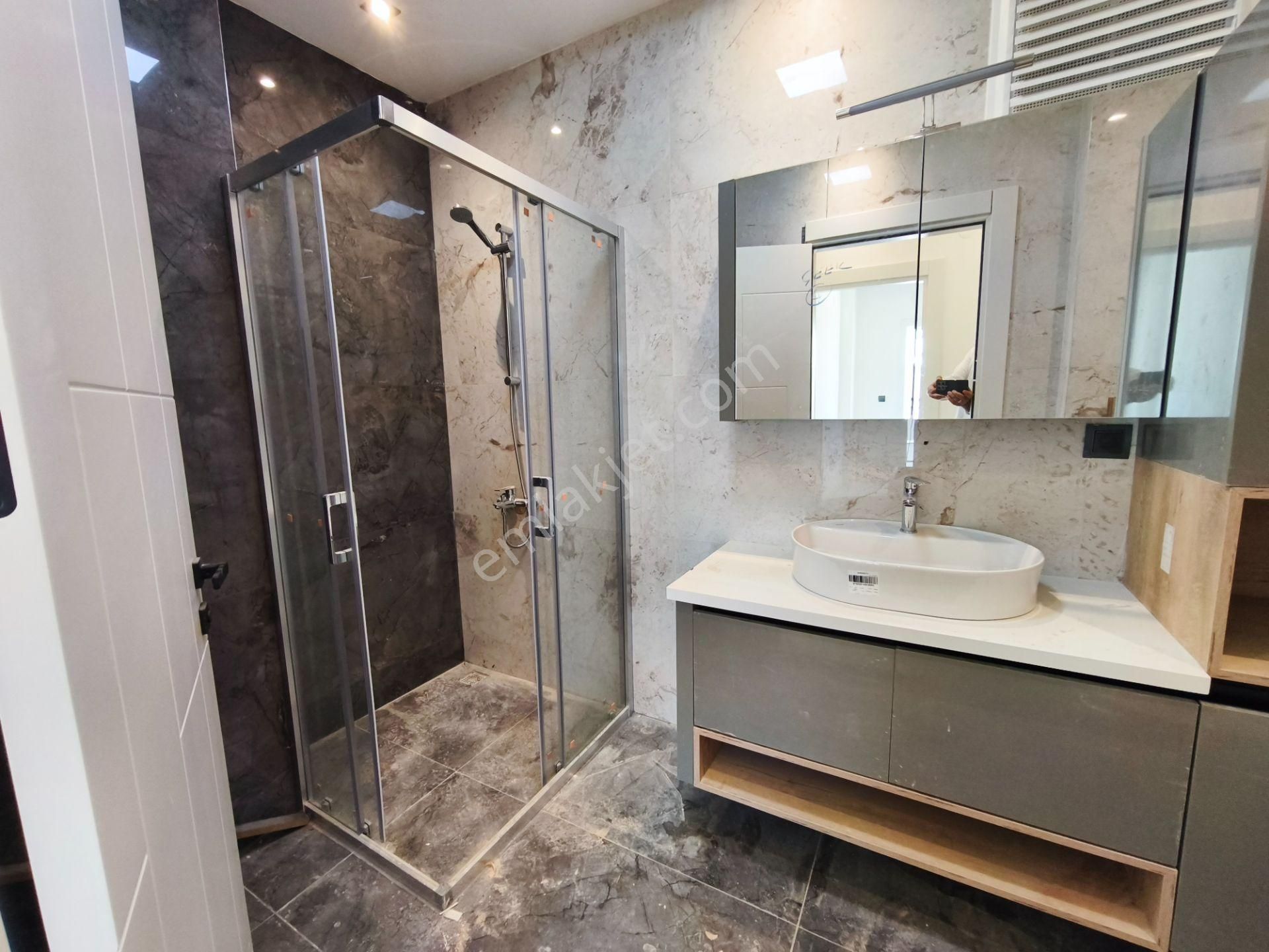 Kuşadası'nda Satılık 3+1 Sıfır Daire - Görsel 25