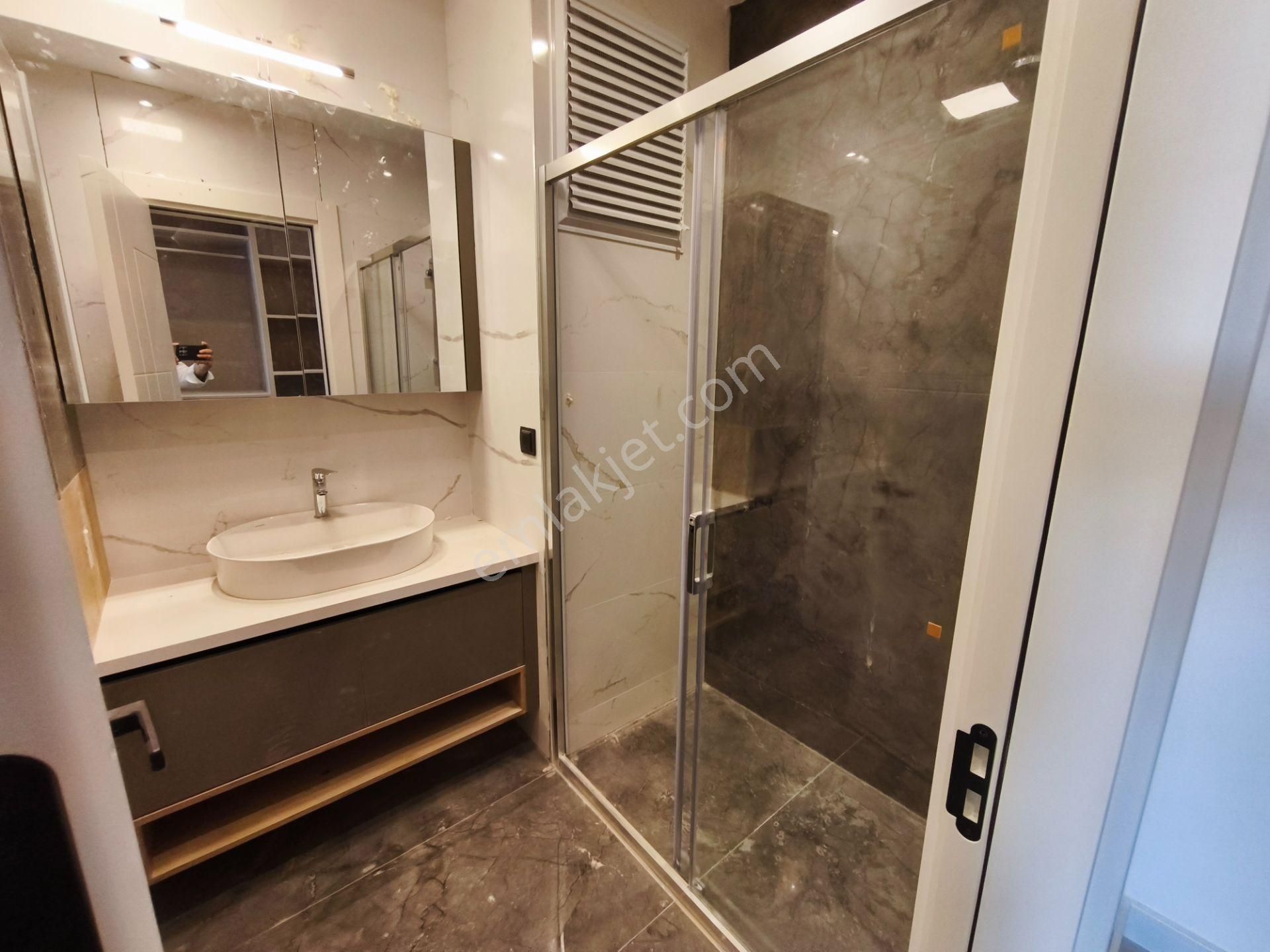 Kuşadası'nda Satılık 3+1 Sıfır Daire - Görsel 11